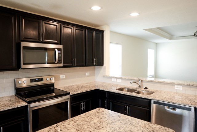 1416 Waggoner Drive Aubrey TX 76227
