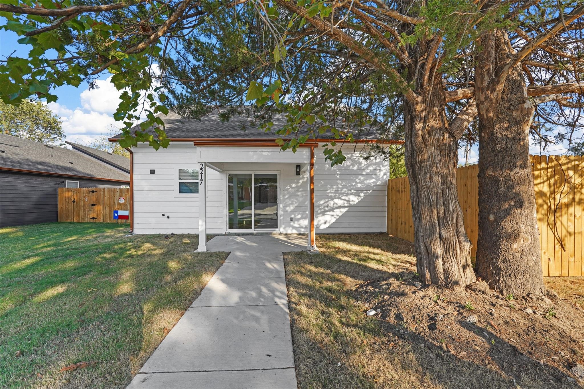 2217 Sayle Street Greenville TX 75401