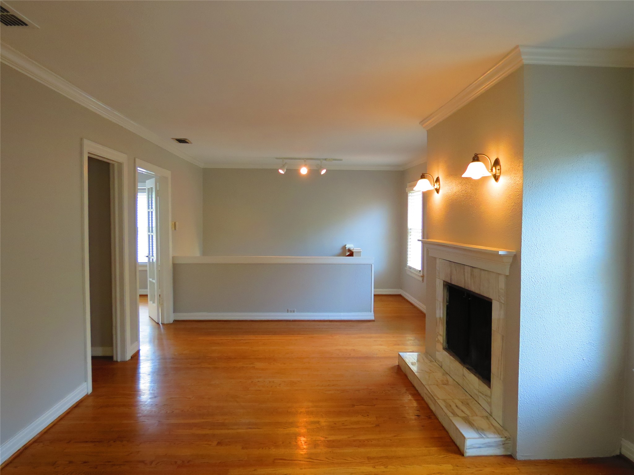 5944 Morningside Avenue Dallas TX 75206