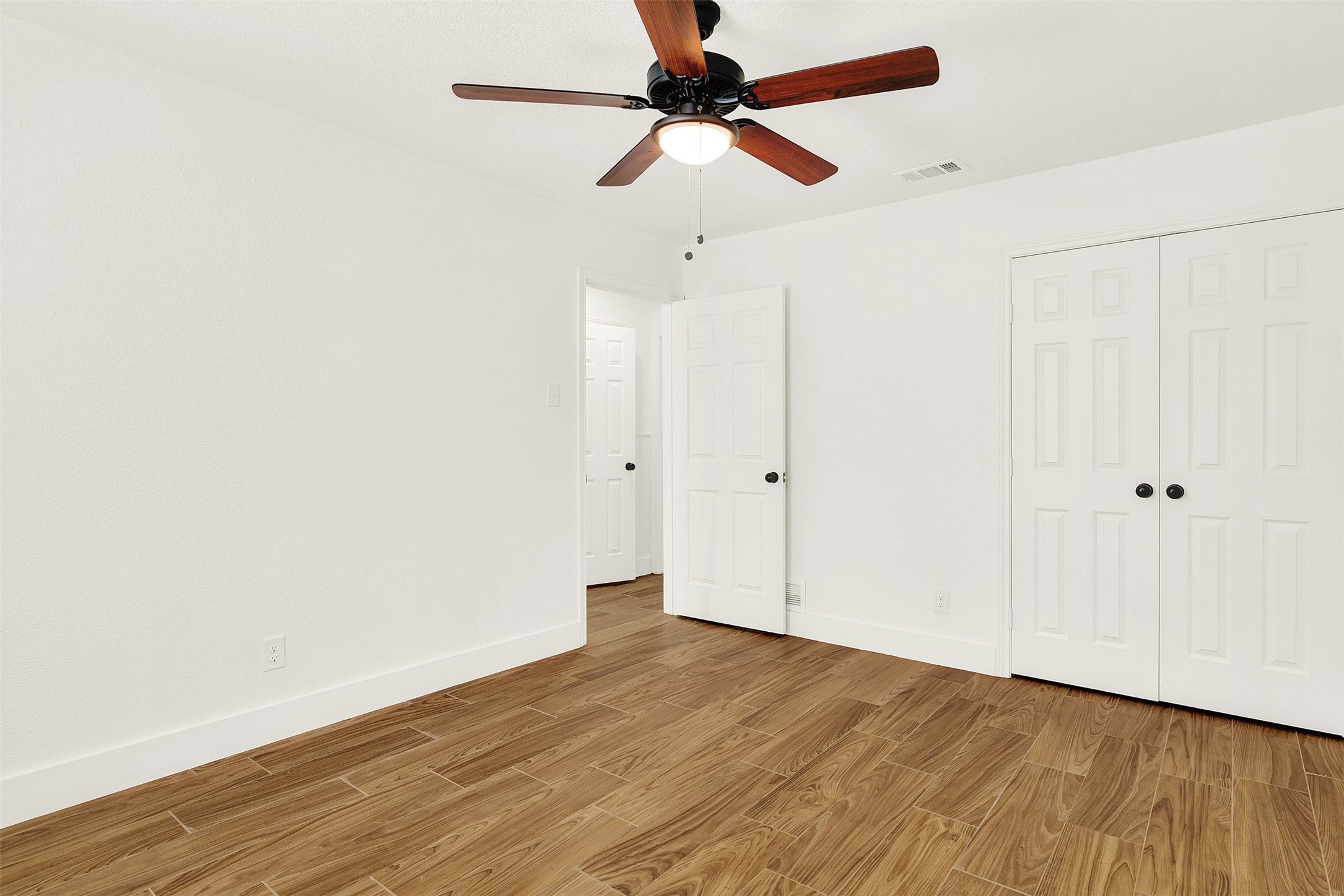 318 Hilltop Avenue Richardson TX 75081