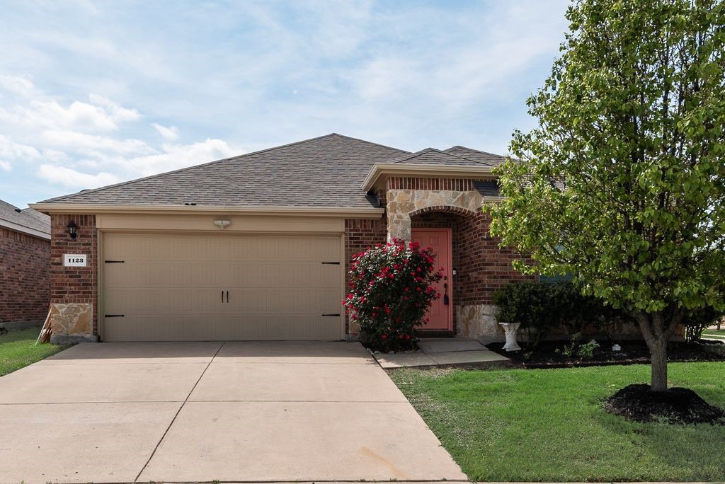 1123 Garnet Street Princeton TX 75407