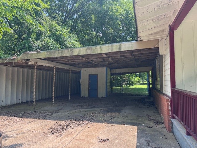 704 Cedar Street Paris TX 75460