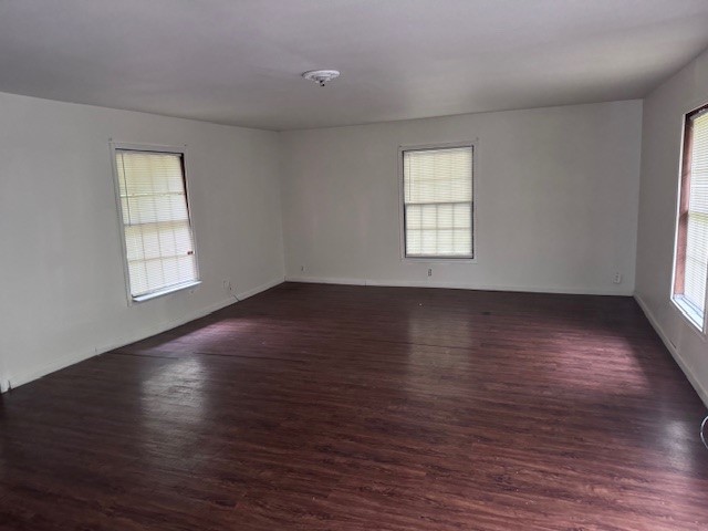 704 Cedar Street Paris TX 75460
