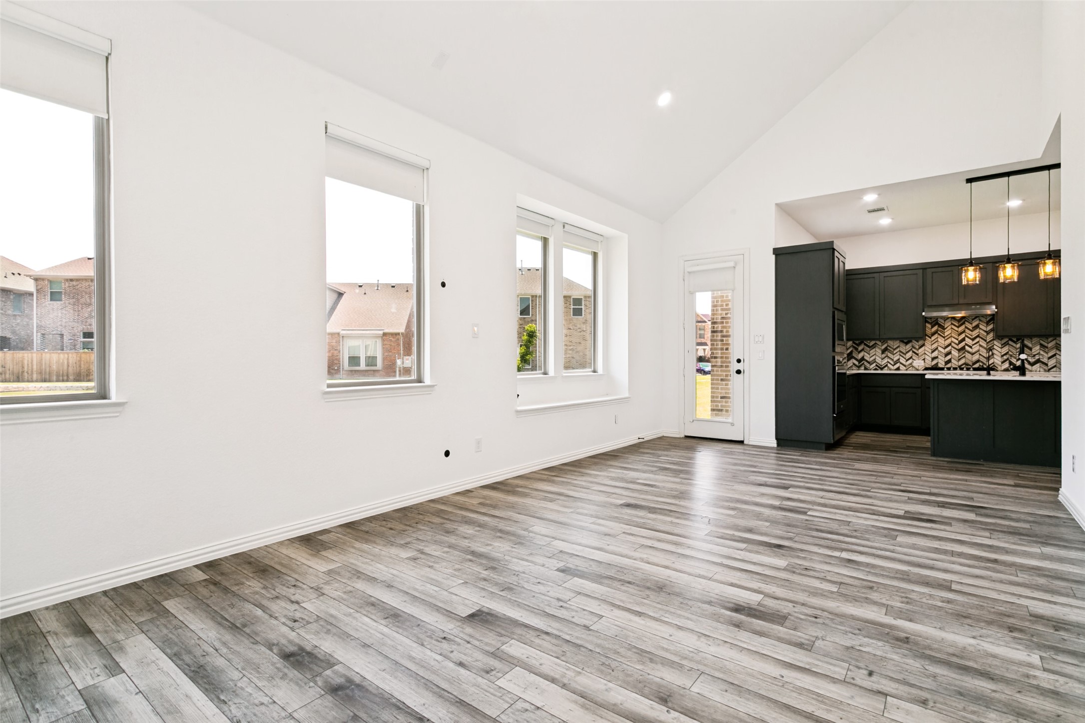 242 Woodson Street Irving TX 75063