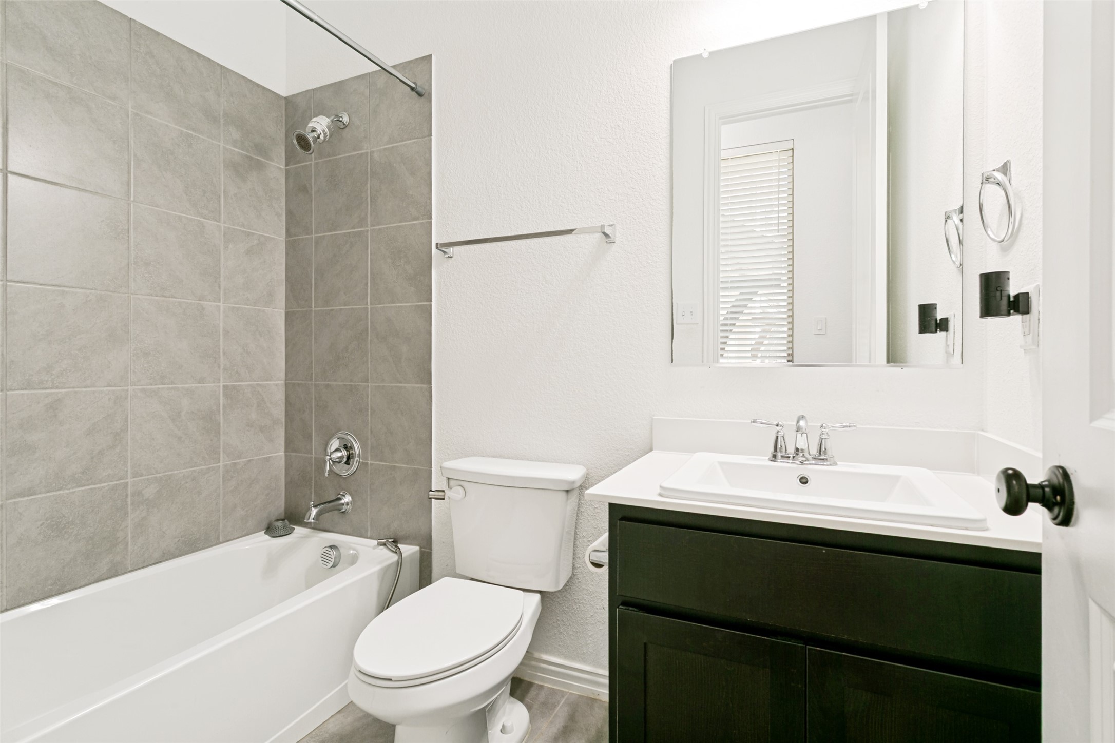 242 Woodson Street Irving TX 75063