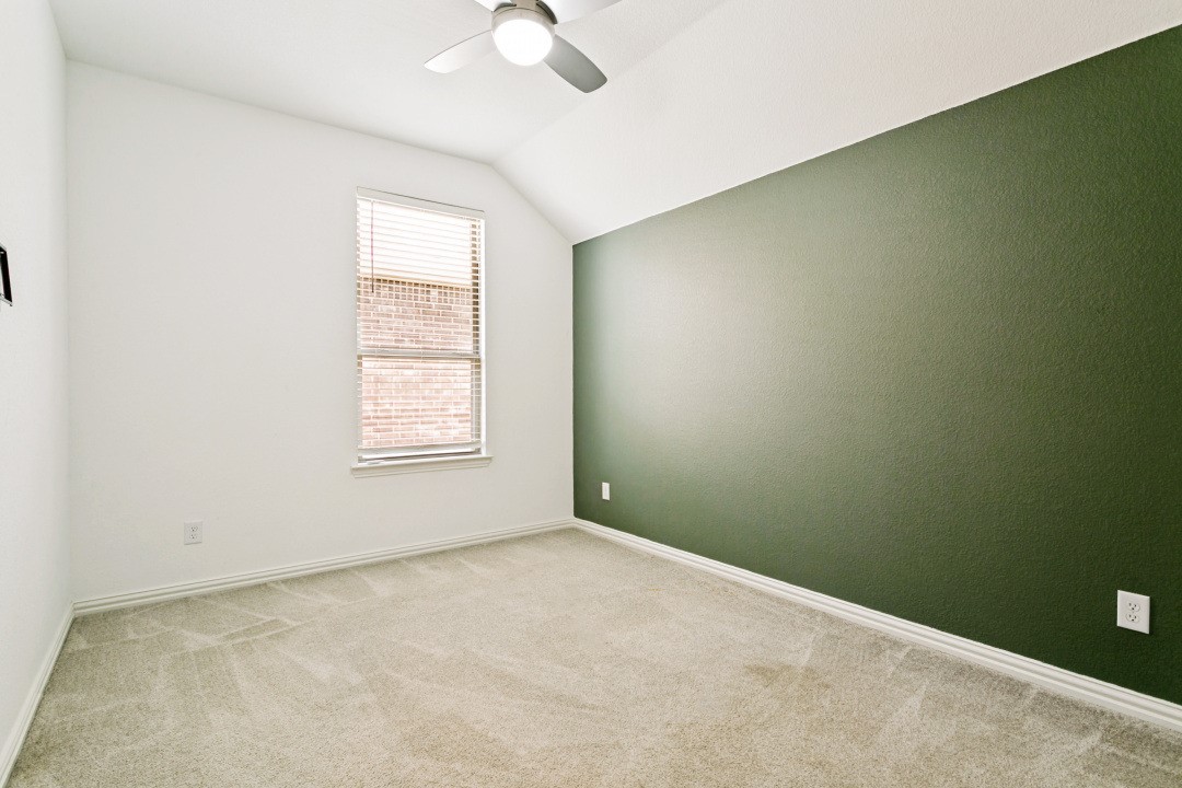242 Woodson Street Irving TX 75063