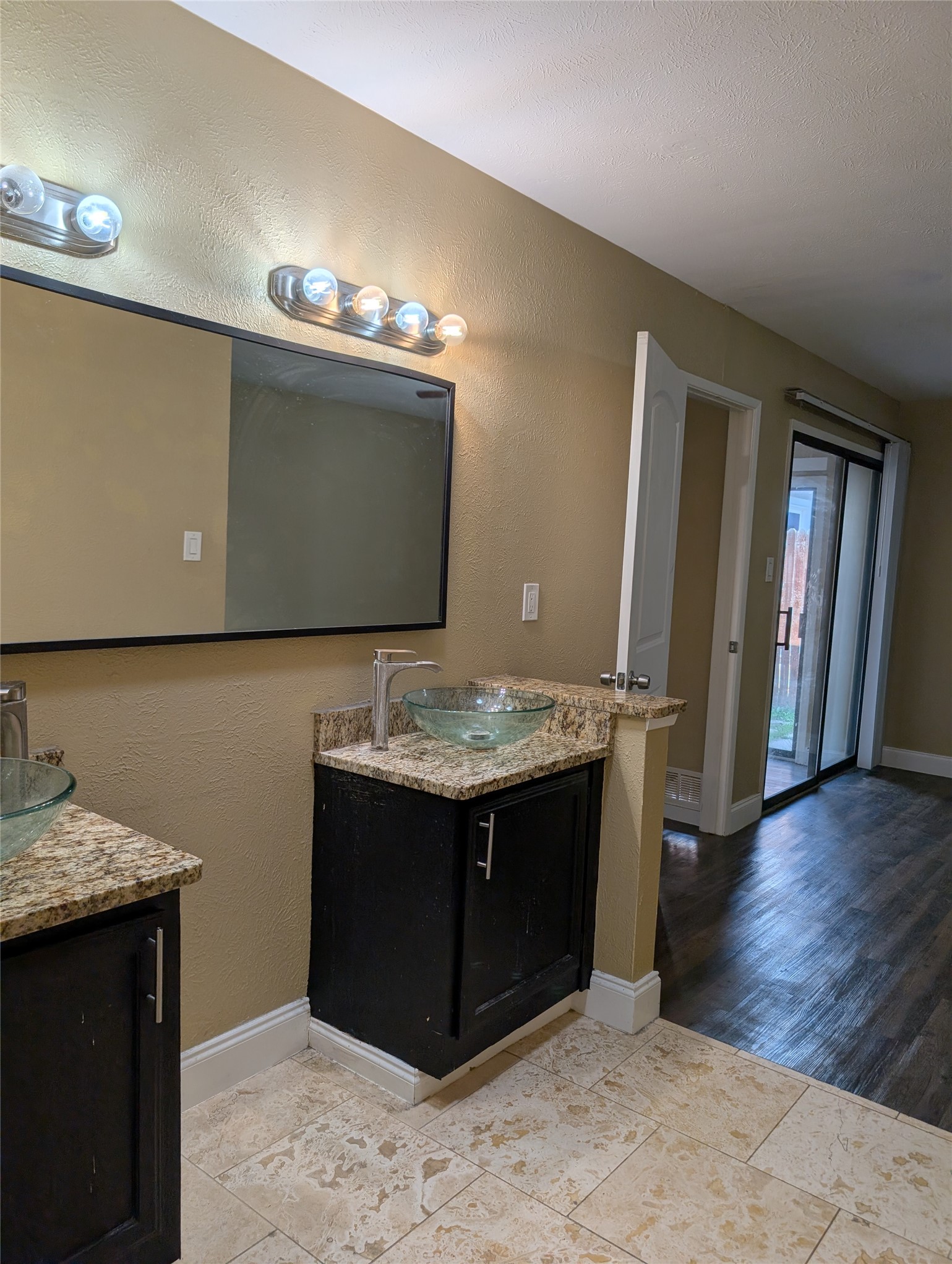 4423 Chapman Street The Colony TX 75056