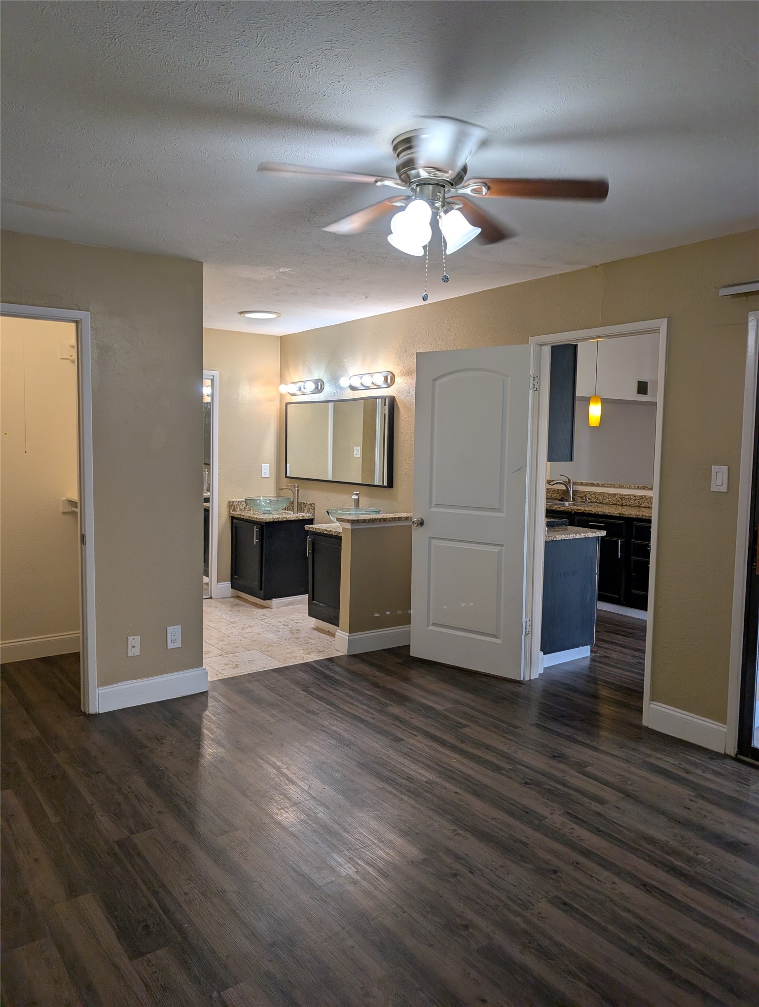 4423 Chapman Street The Colony TX 75056