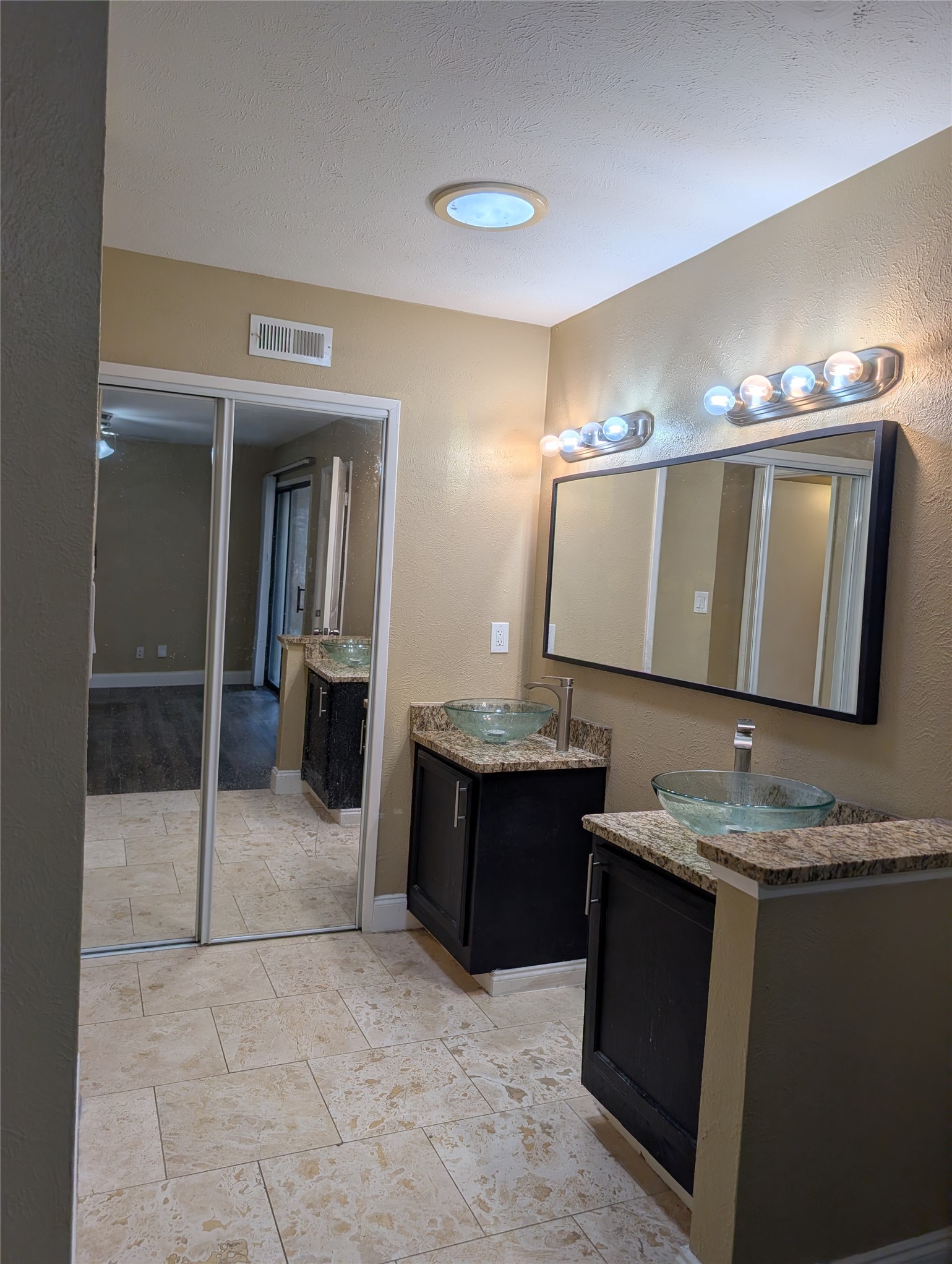 4423 Chapman Street The Colony TX 75056