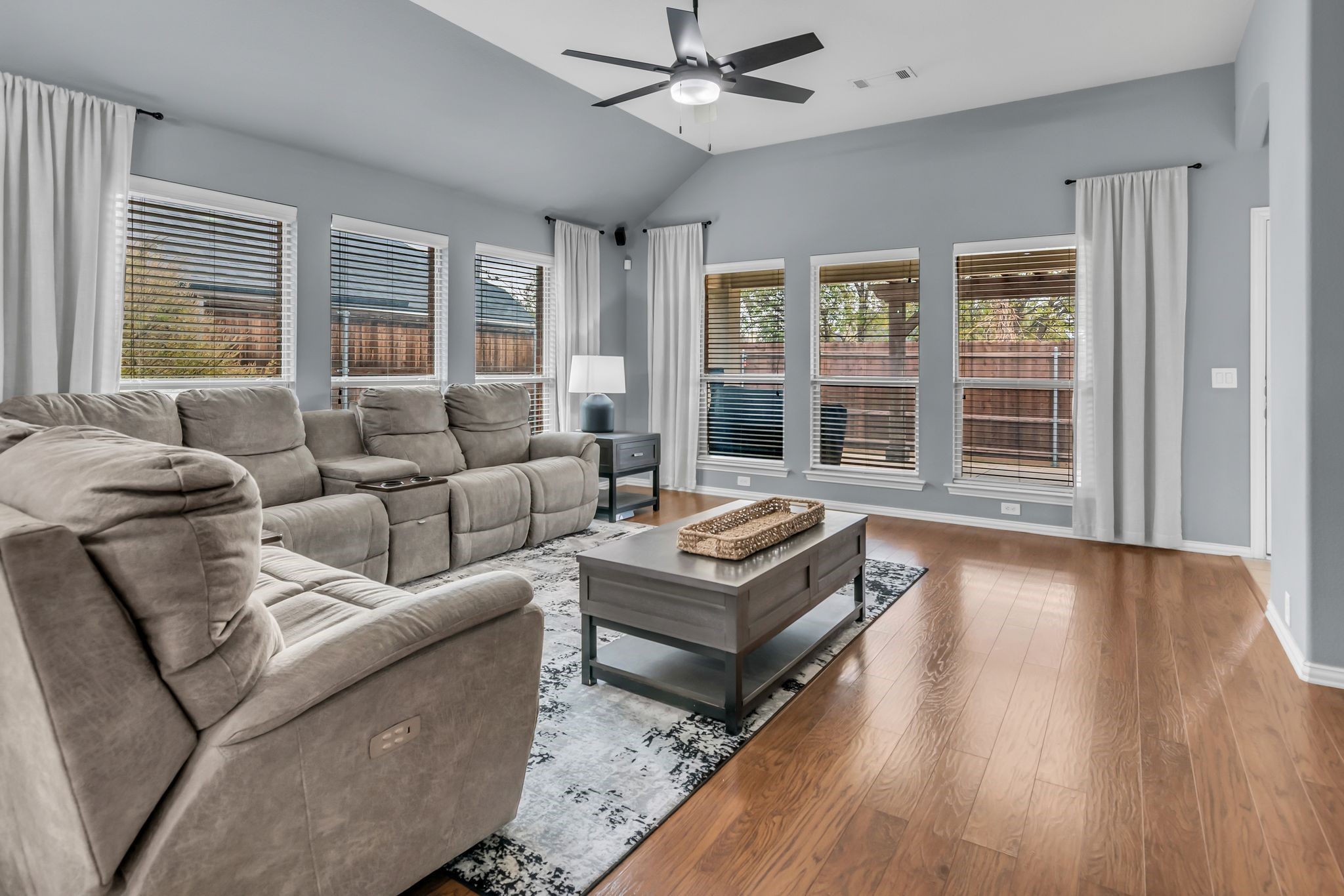 6548 Fairview Drive Watauga TX 76148