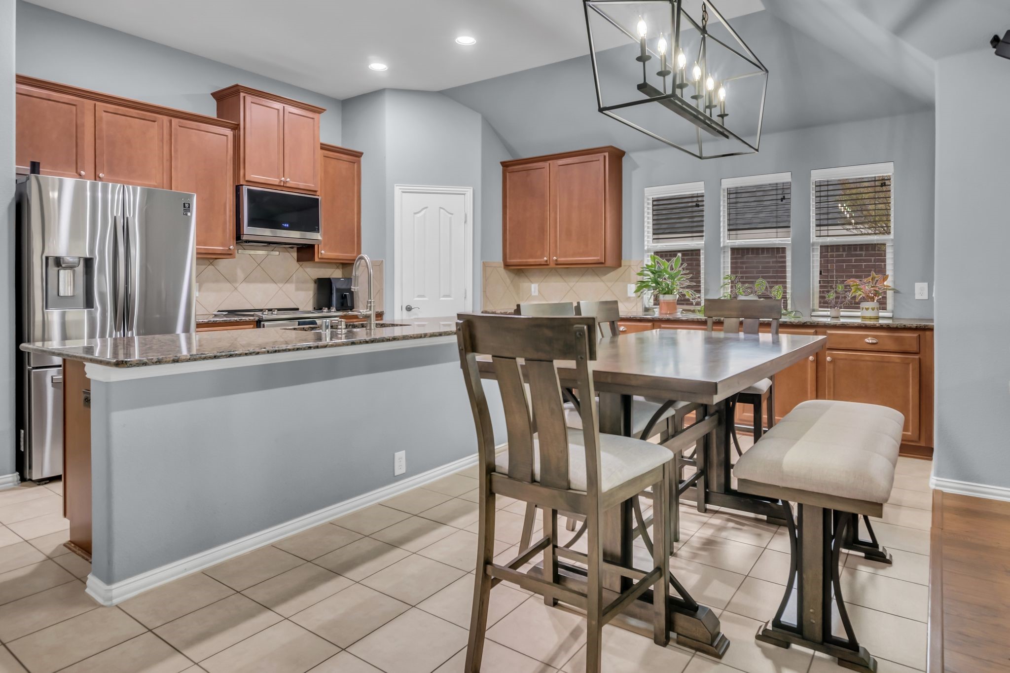 6548 Fairview Drive Watauga TX 76148