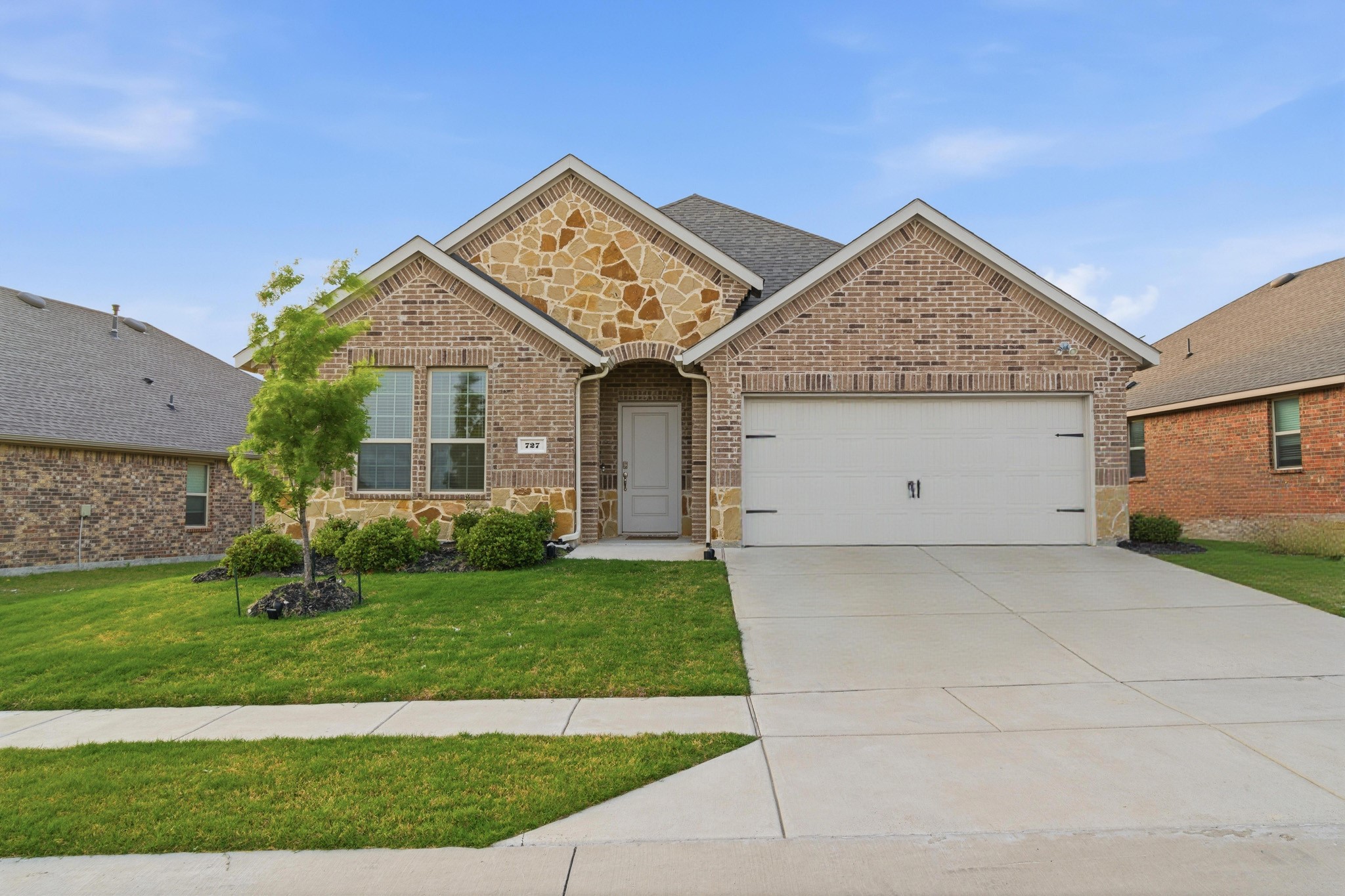 727 Fort Lane Fate TX 75189