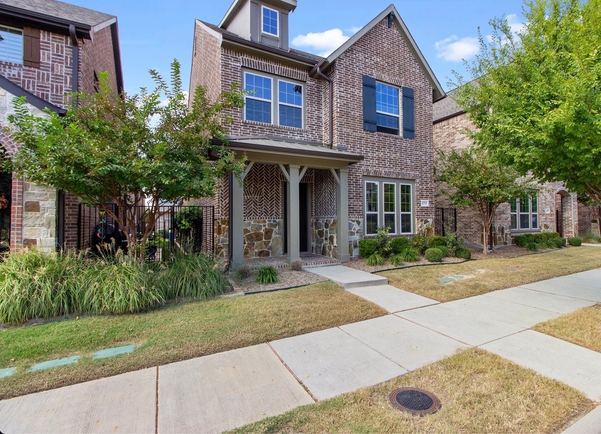 6304 Exeter Avenue Mckinney TX 75070