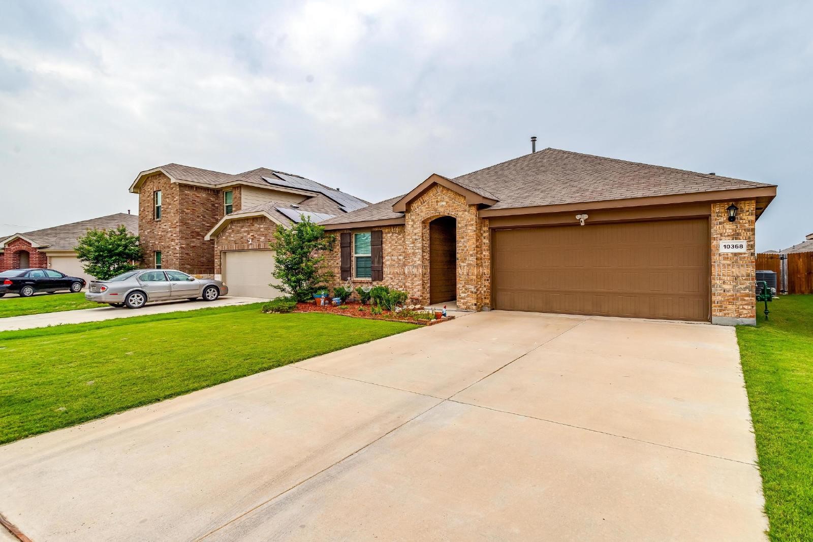 10368 Fort Crockett Trail Crowley TX 76036