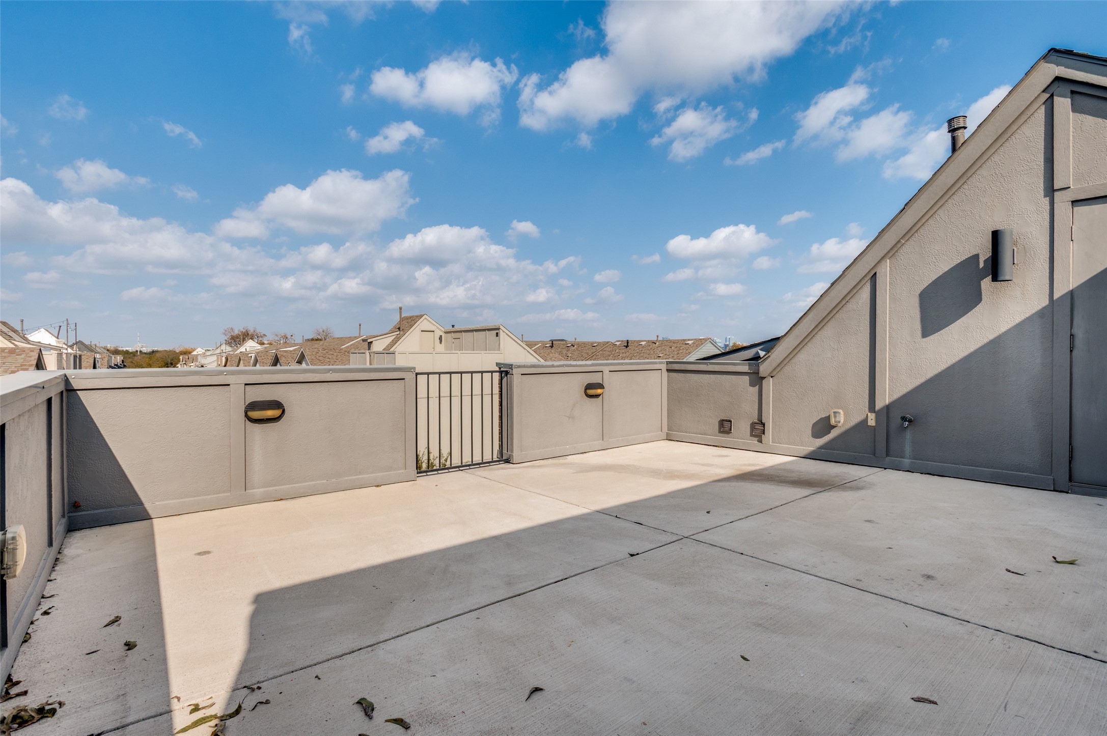 1434 Elevado Drive Dallas TX 75212