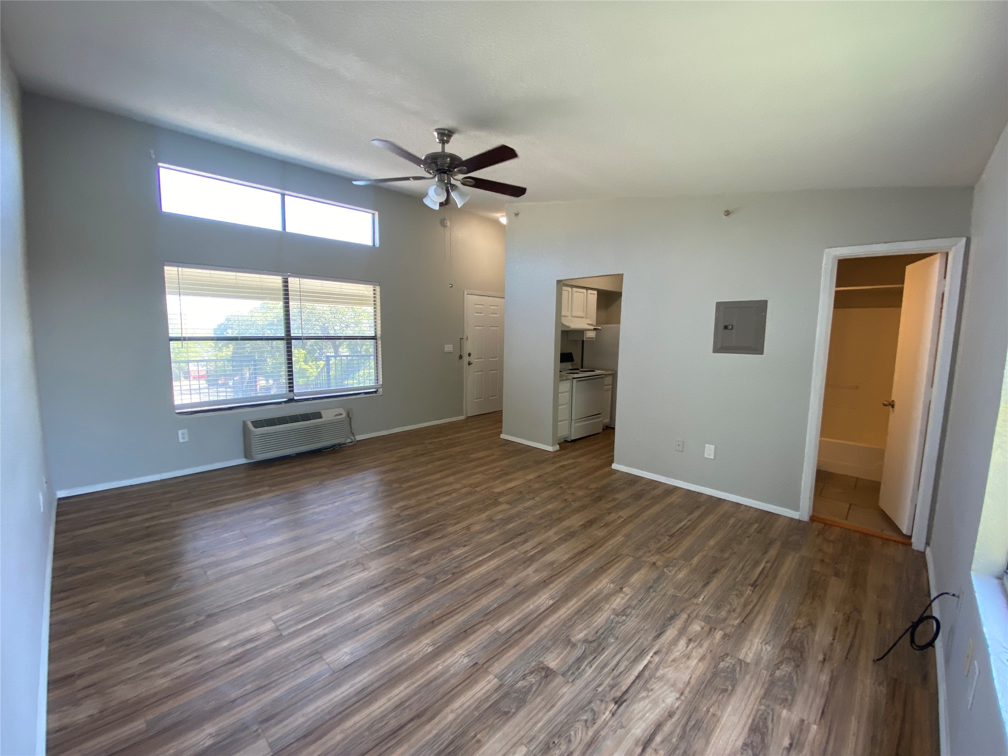 701 W Sycamore Street Denton TX 76201