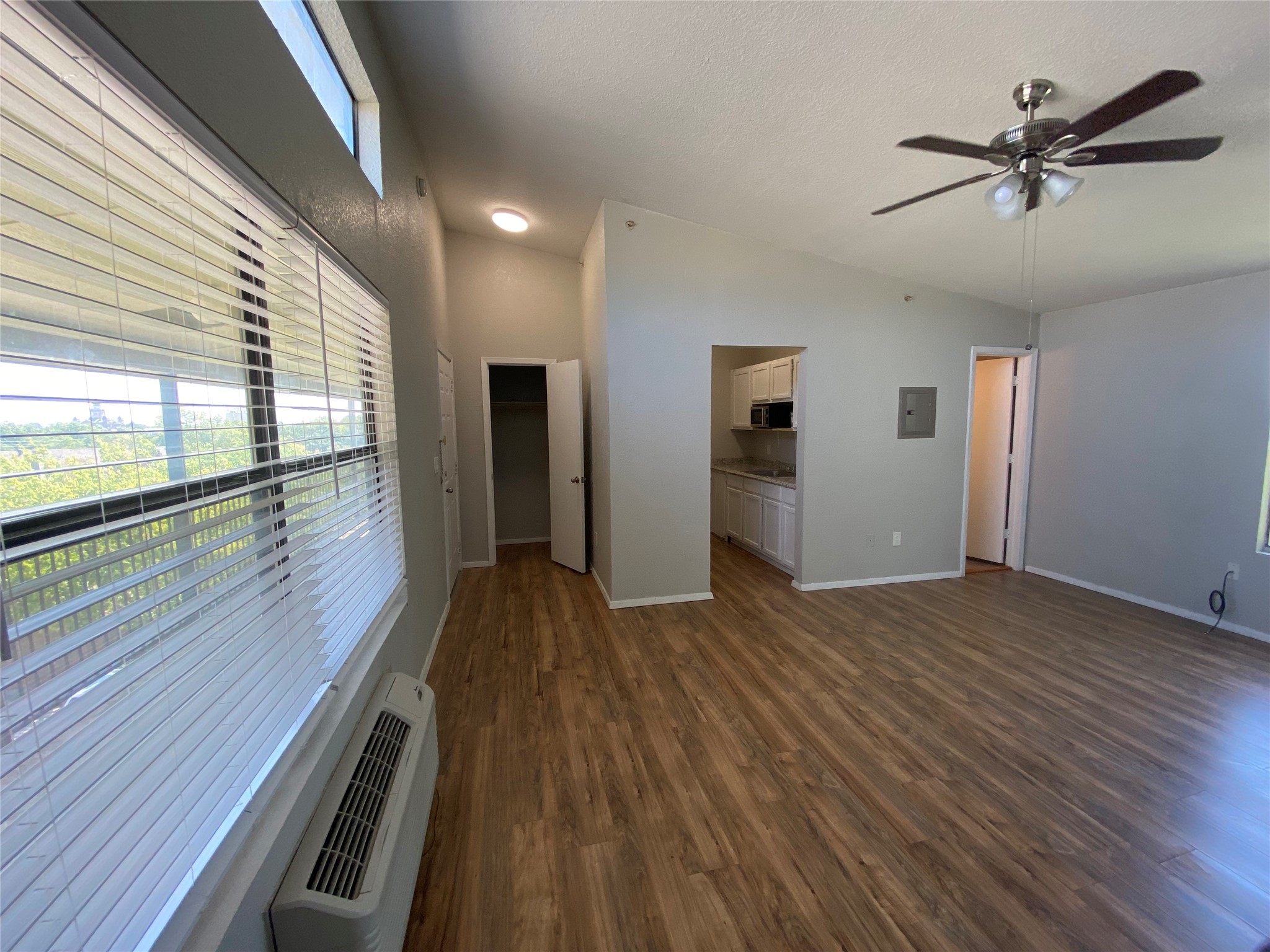 701 W Sycamore Street Denton TX 76201