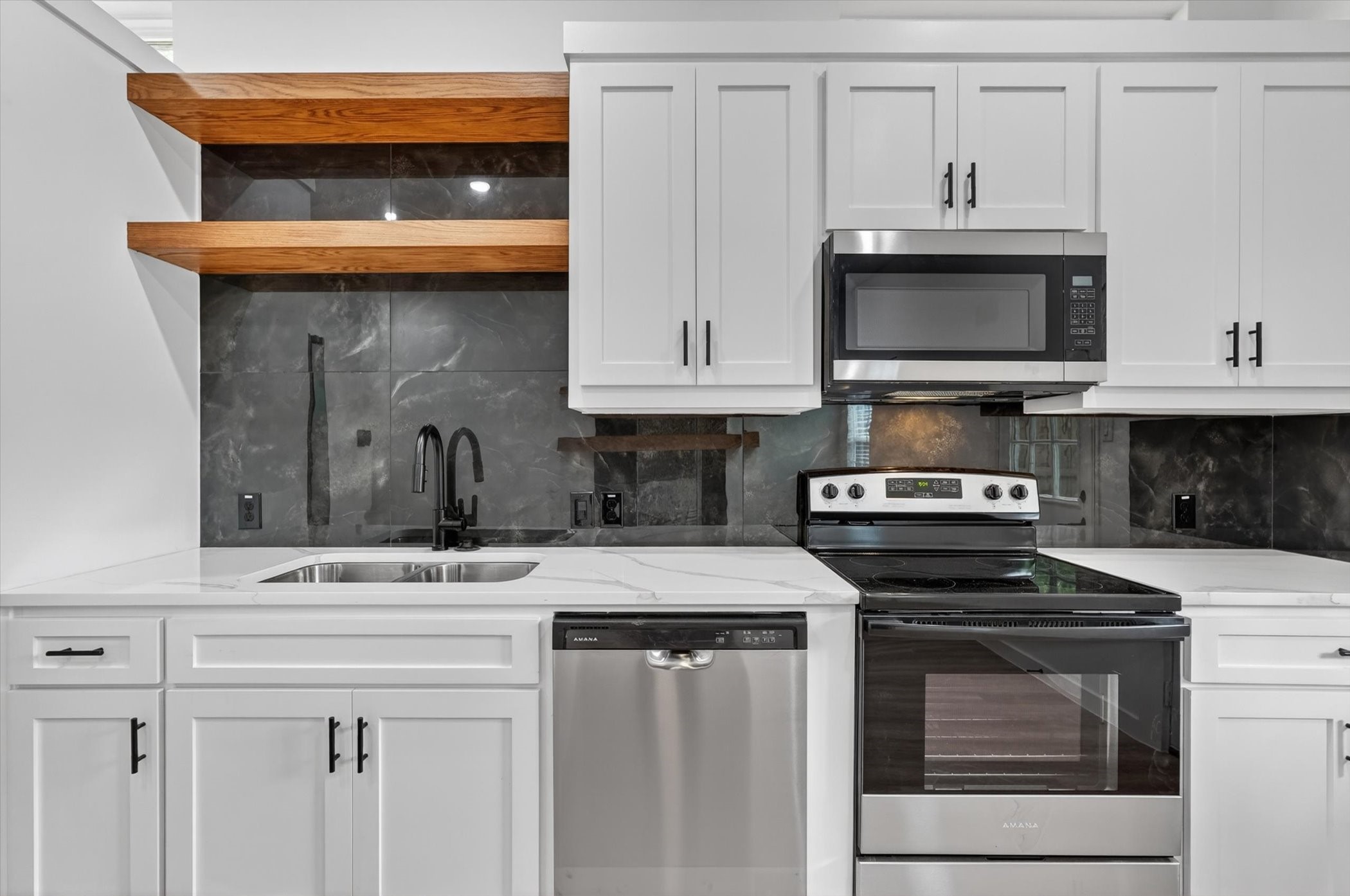 2113 Henry Street Greenville TX 75401