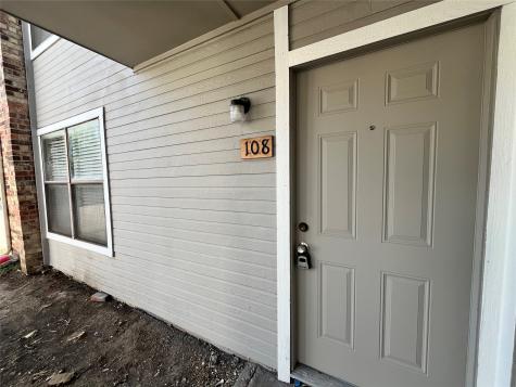 2526 W Prairie Street Denton TX 76201