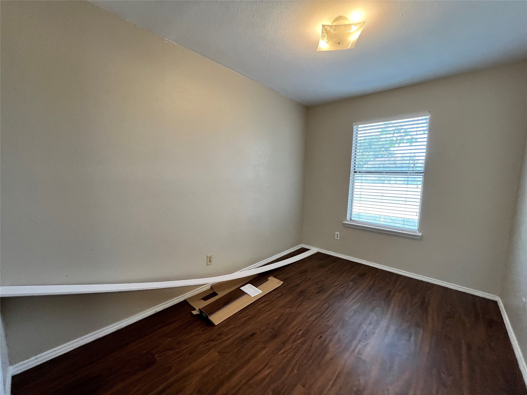2526 W Prairie Street Denton TX 76201