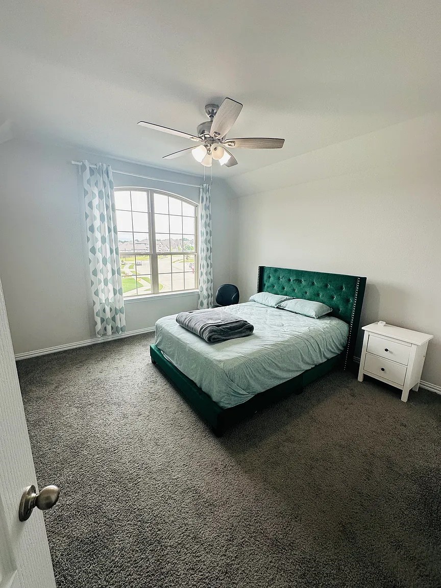 1901 Barnhill Lane Van Alstyne TX 75495