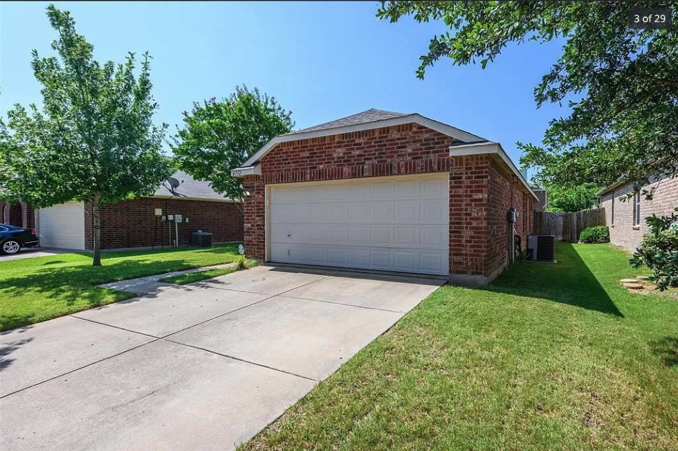 6112 Moor Hen Drive Denton TX 76208