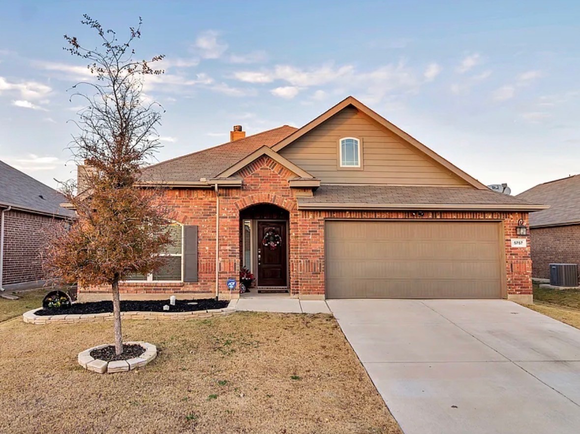 5757 Mountain Stream Trail Fort Worth TX 76244