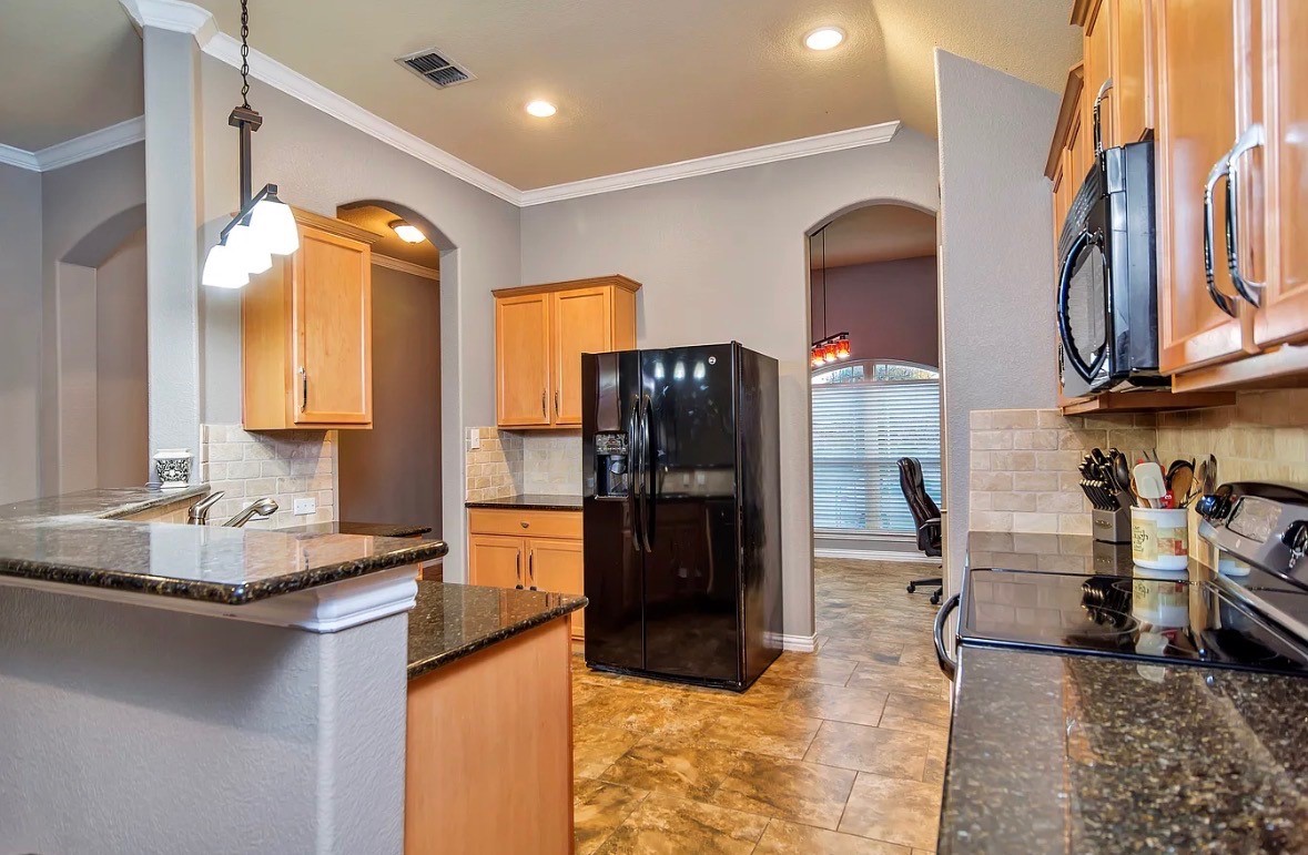5757 Mountain Stream Trail Fort Worth TX 76244
