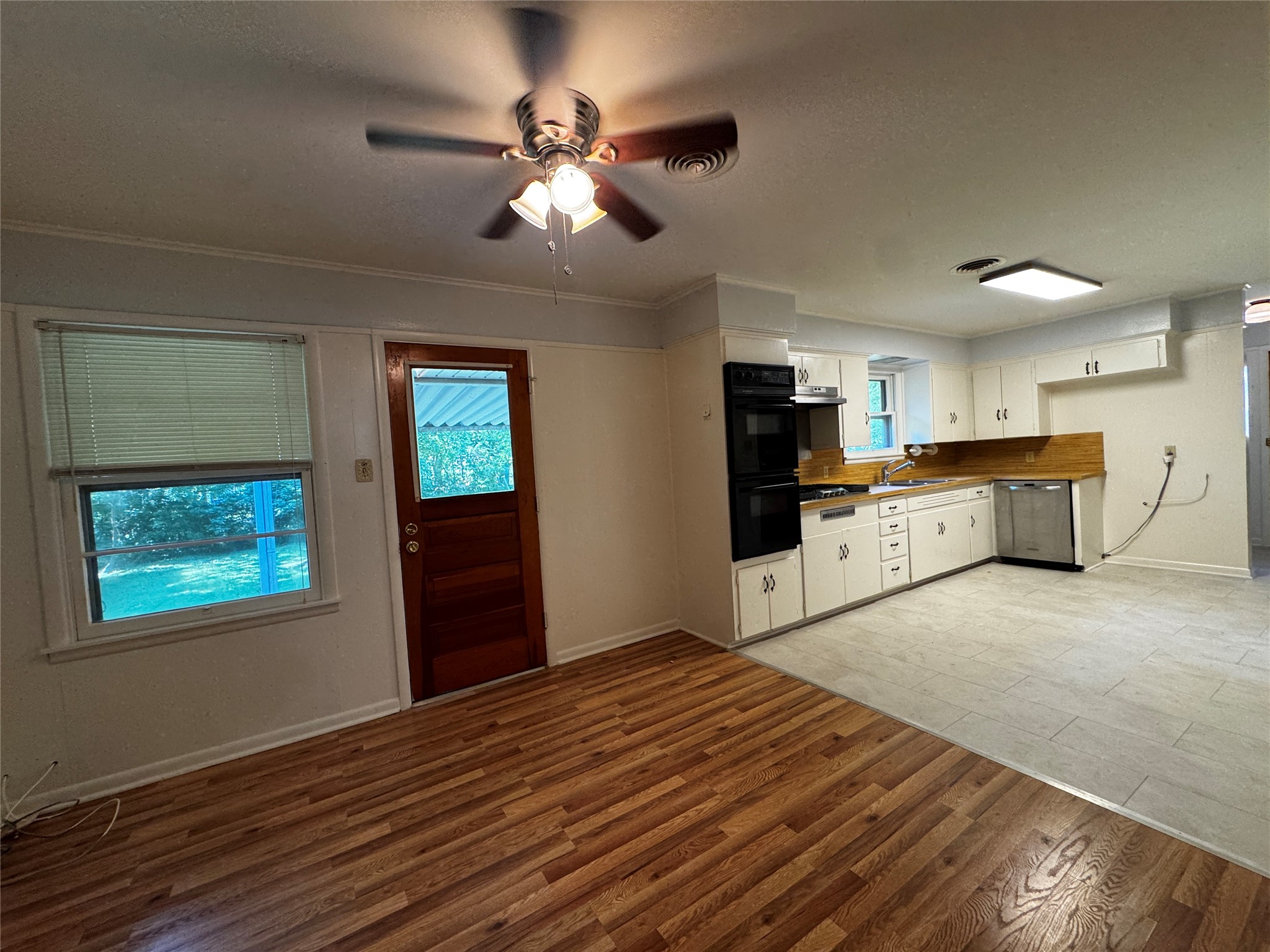 2928 College Circle Corsicana TX 75110