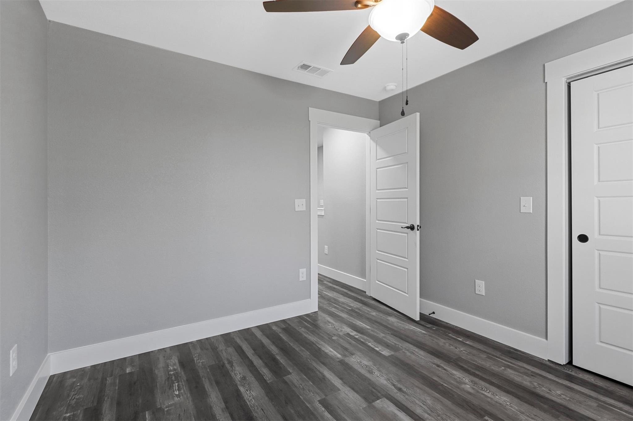 1309 S 5th Avenue Denison TX 75021
