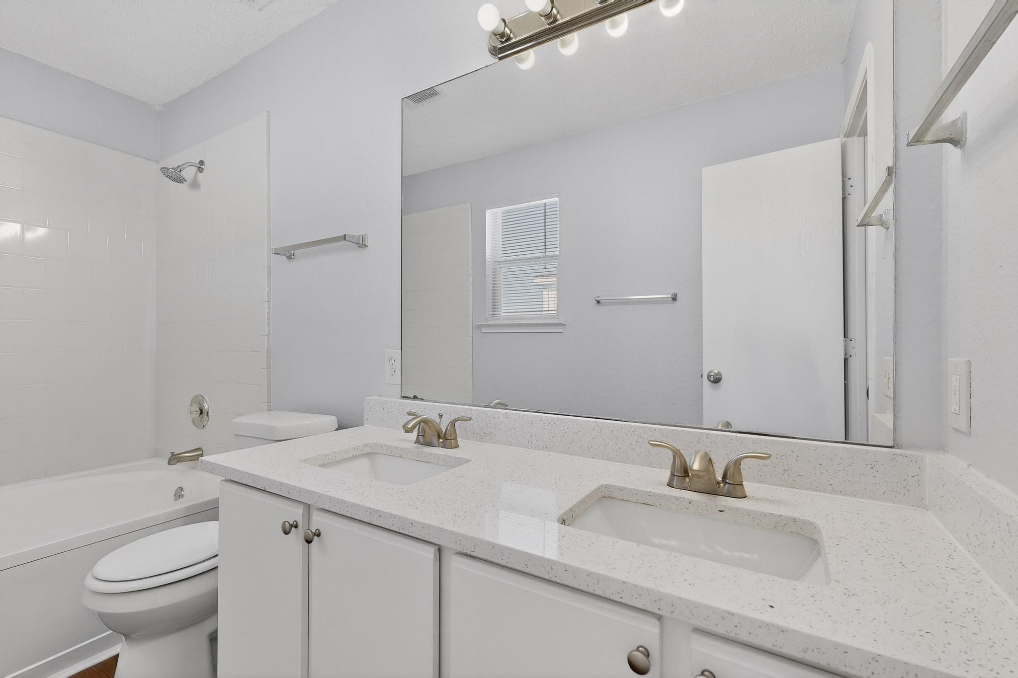 6723 Ambercrest Drive Arlington TX 76002