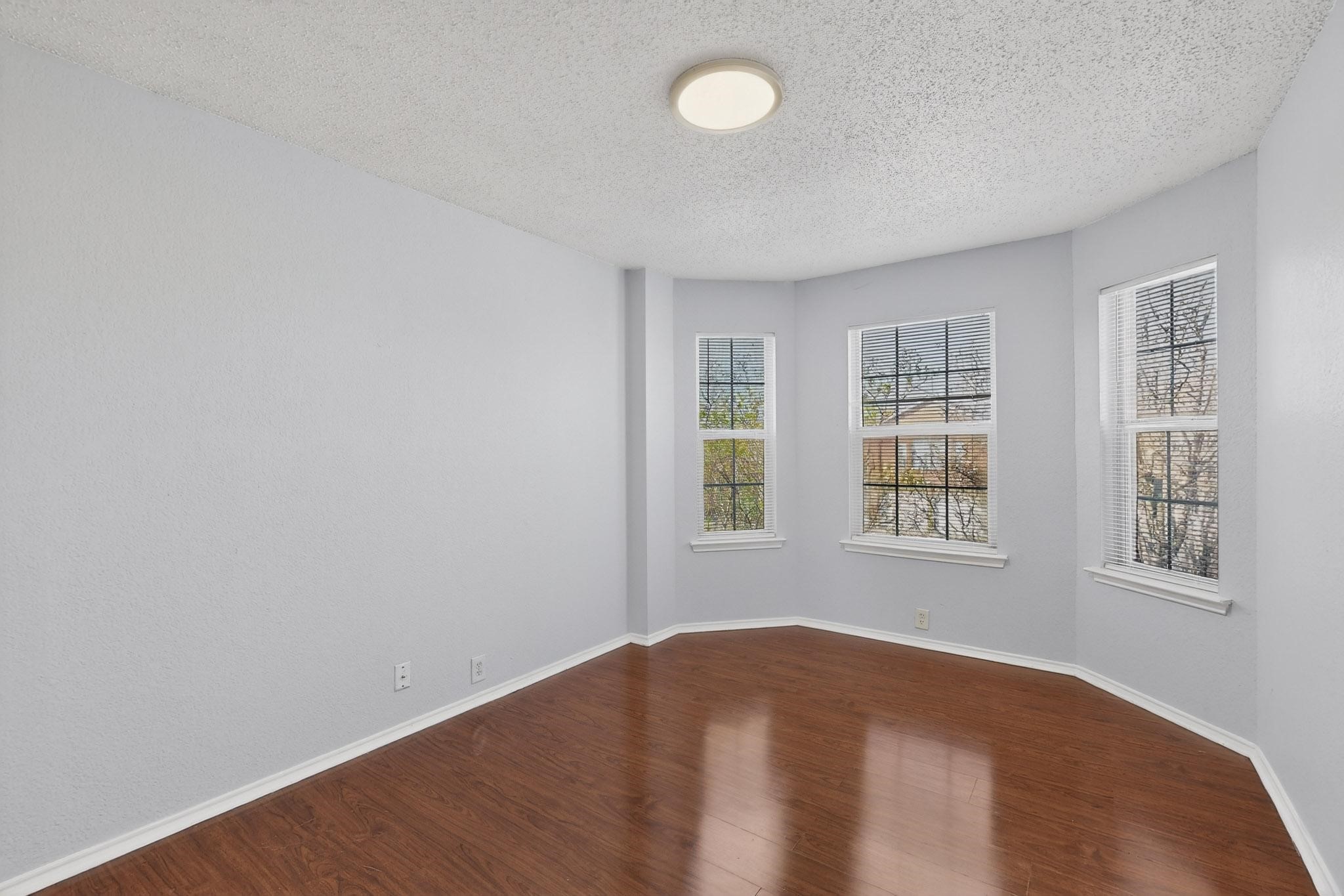 6723 Ambercrest Drive Arlington TX 76002