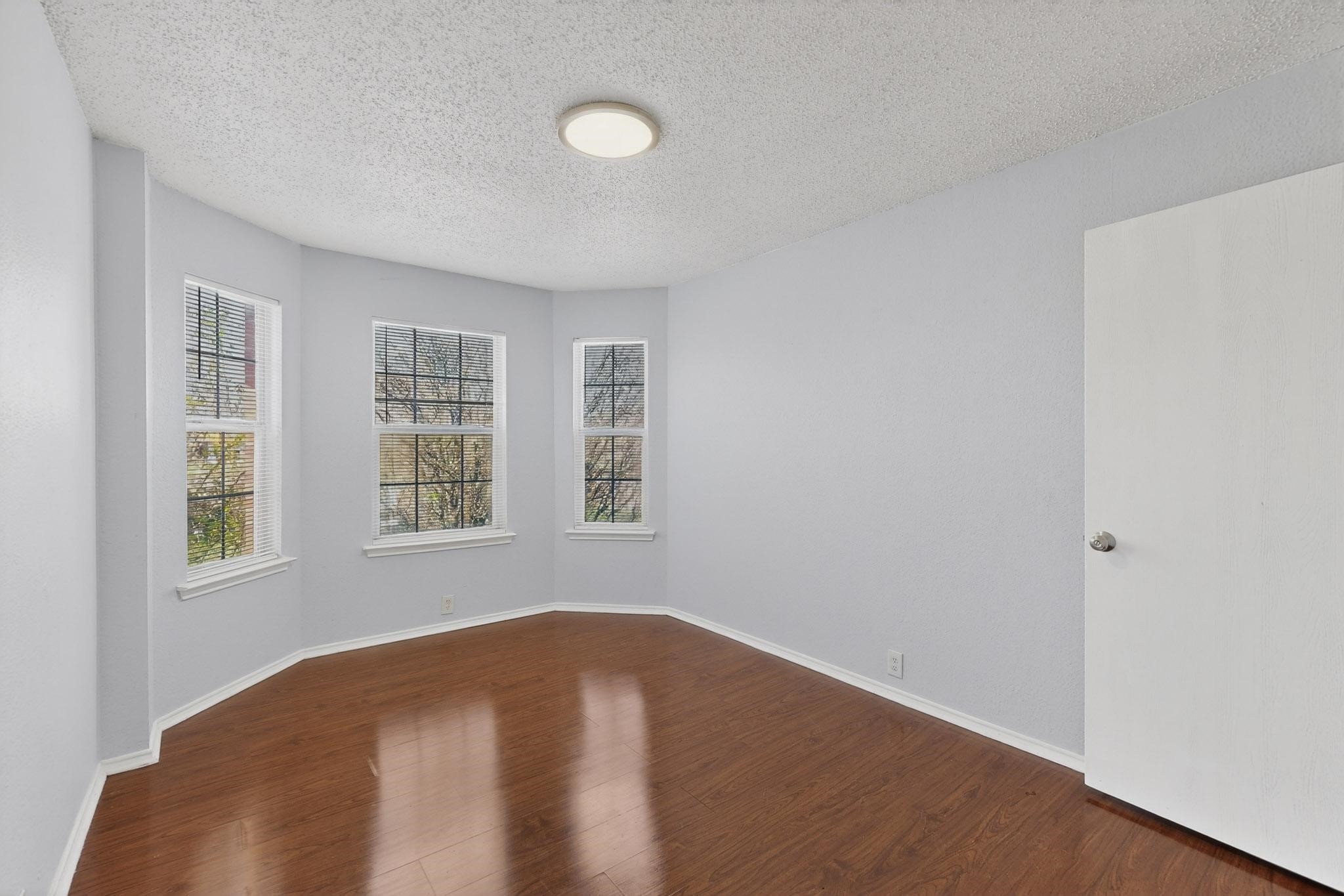 6723 Ambercrest Drive Arlington TX 76002