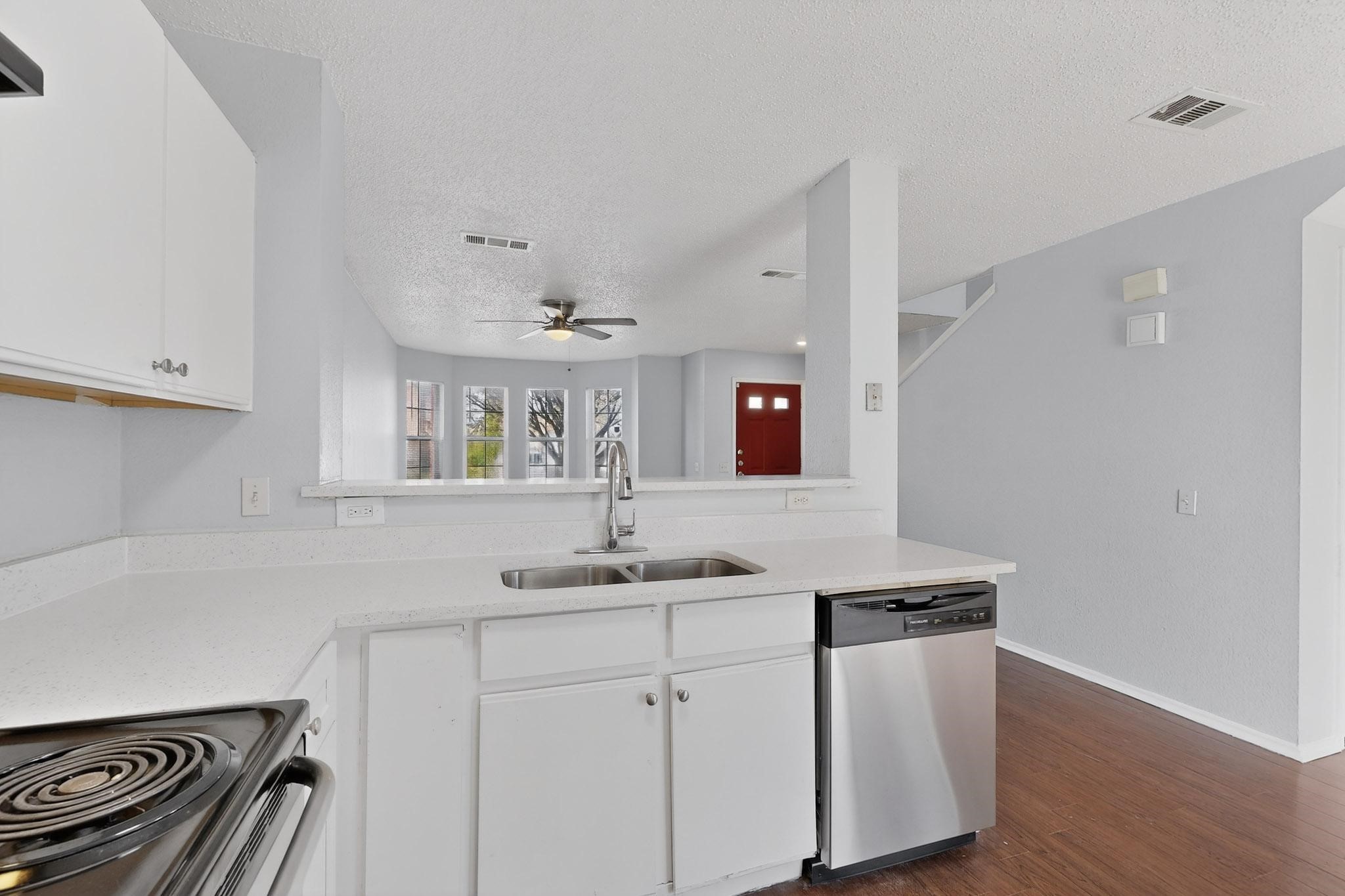 6723 Ambercrest Drive Arlington TX 76002