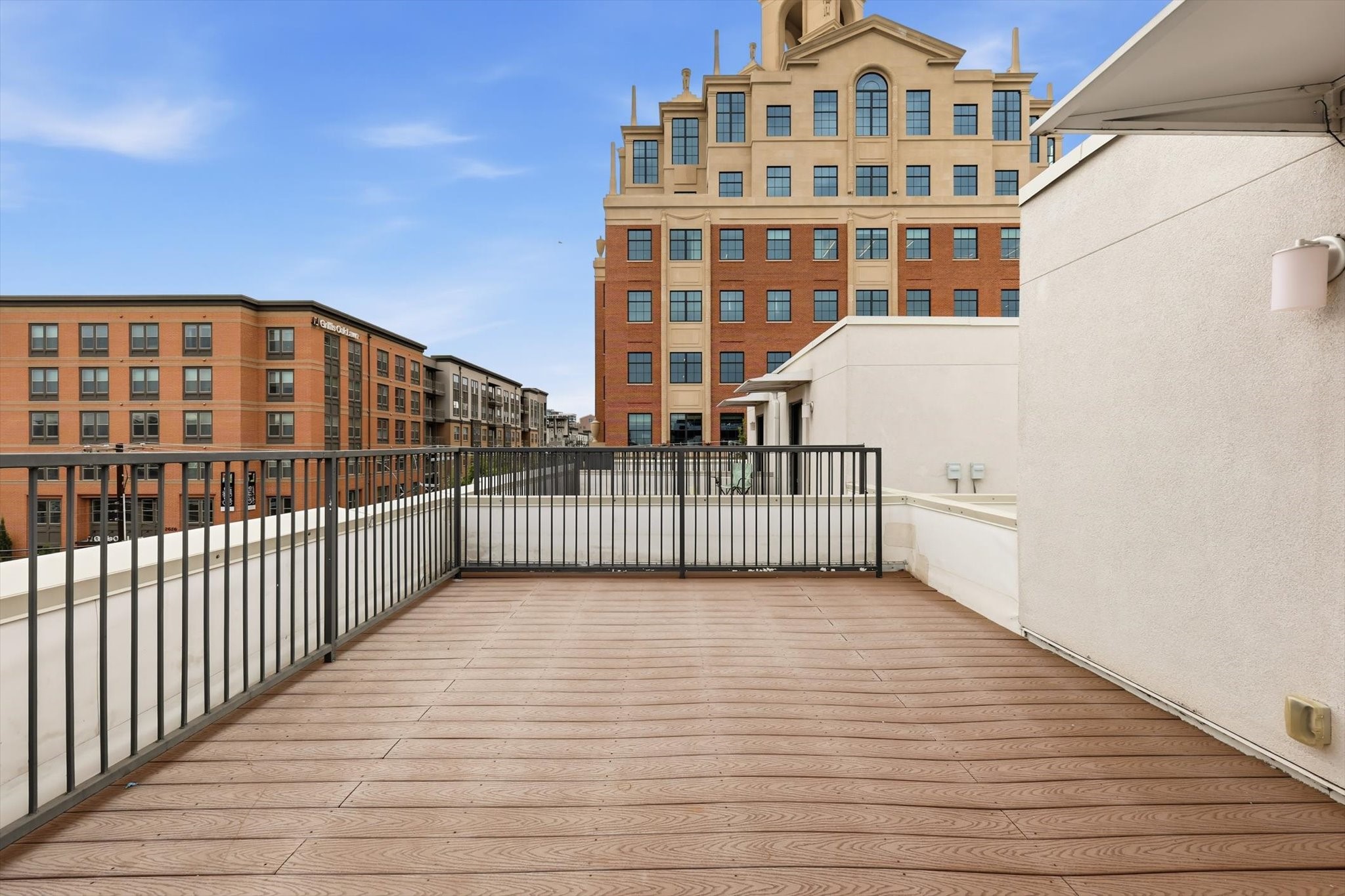 4110 Fairmount Street Dallas TX 75219