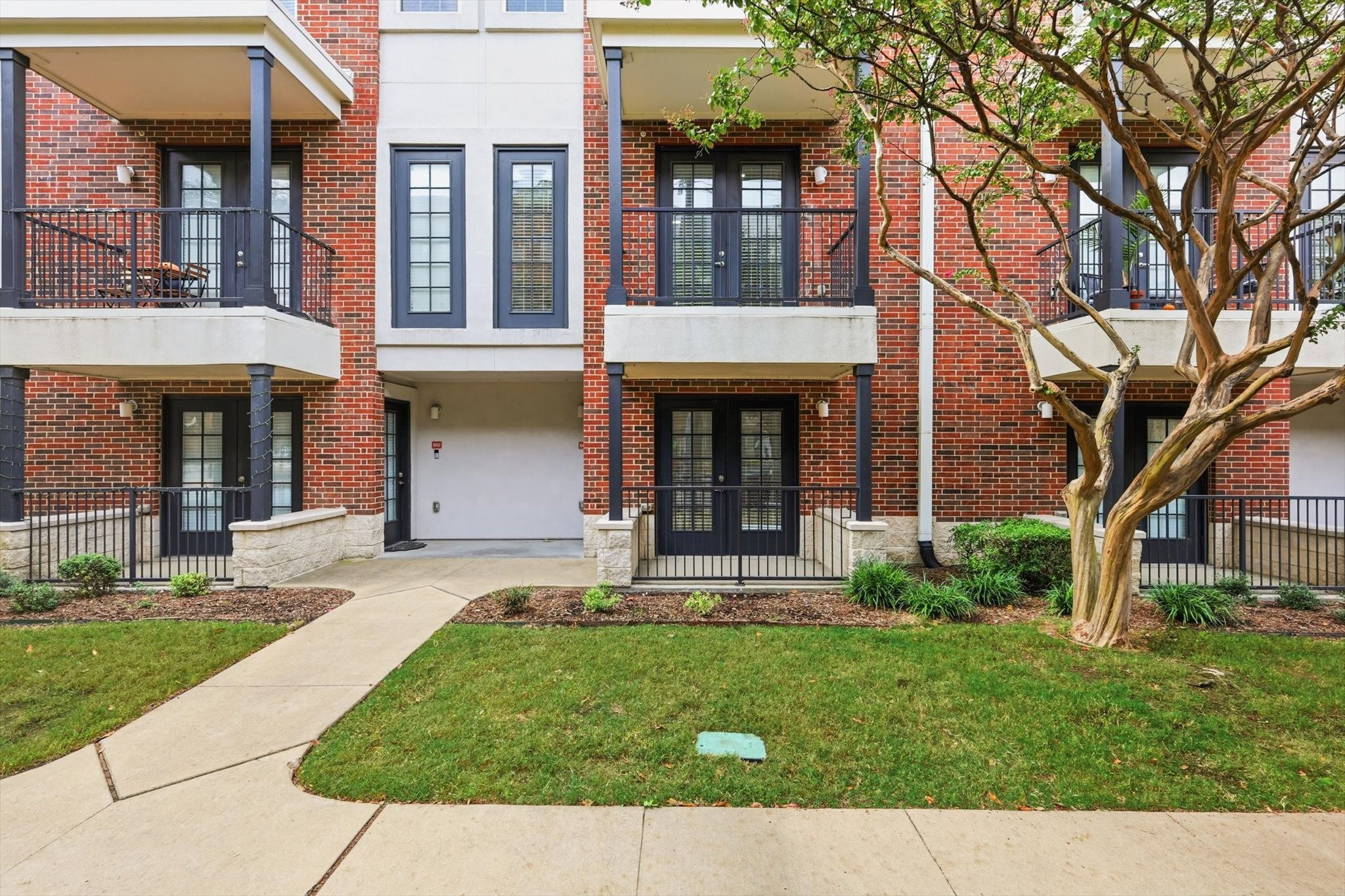 4110 Fairmount Street Dallas TX 75219