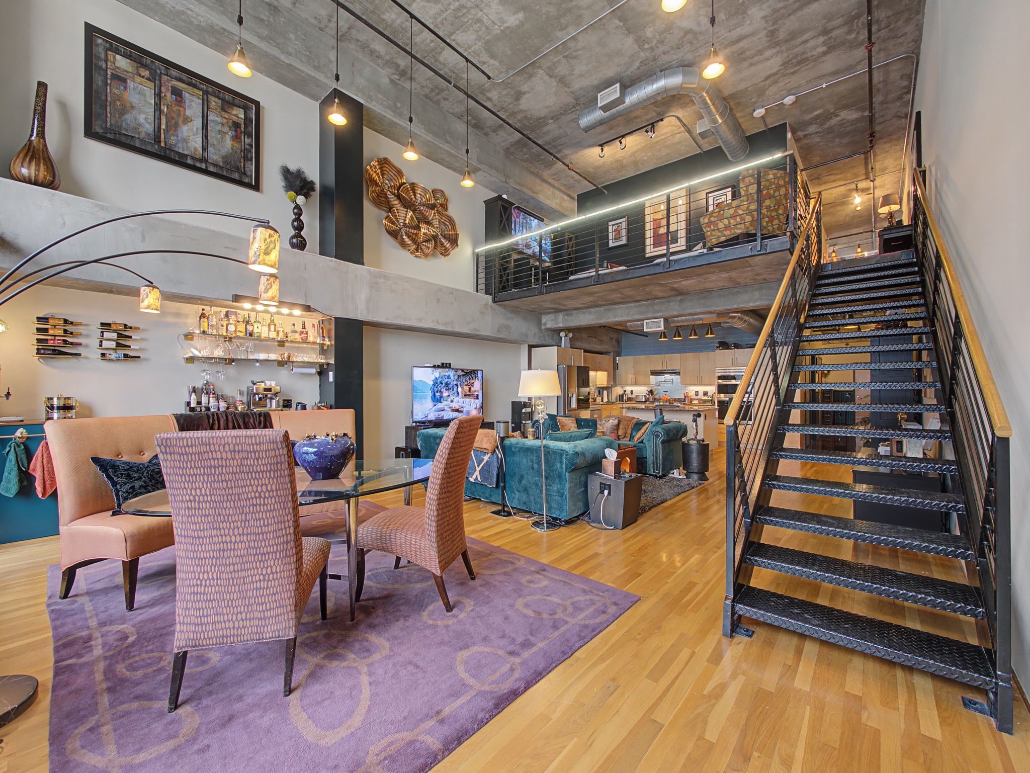 1999 Mckinney Avenue Dallas TX 75201