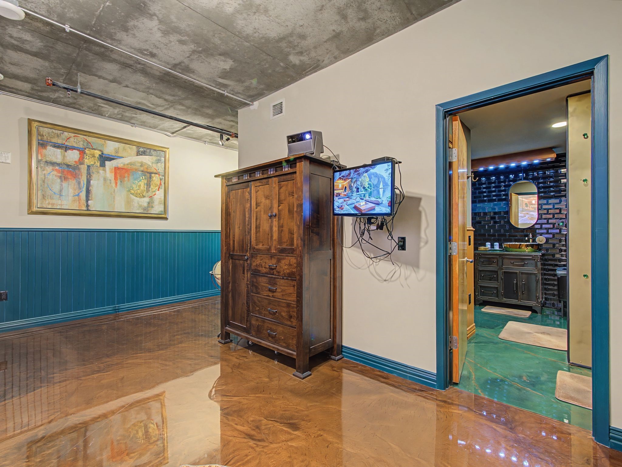 1999 Mckinney Avenue Dallas TX 75201