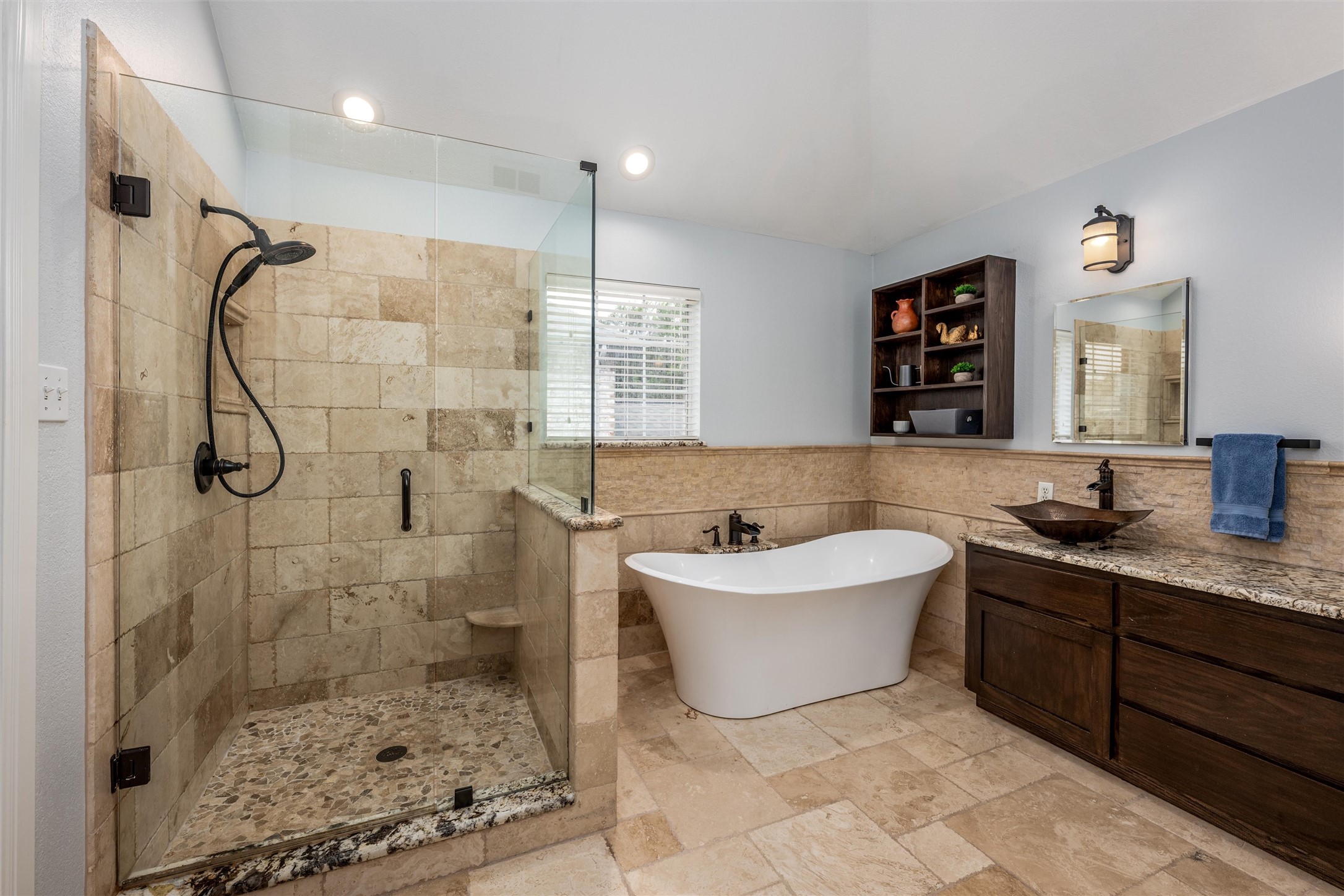 2204 Turtle Cove Flower Mound TX 75028