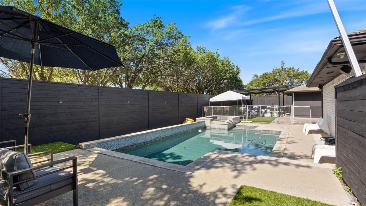 7020 Quartermile Dallas TX 75248