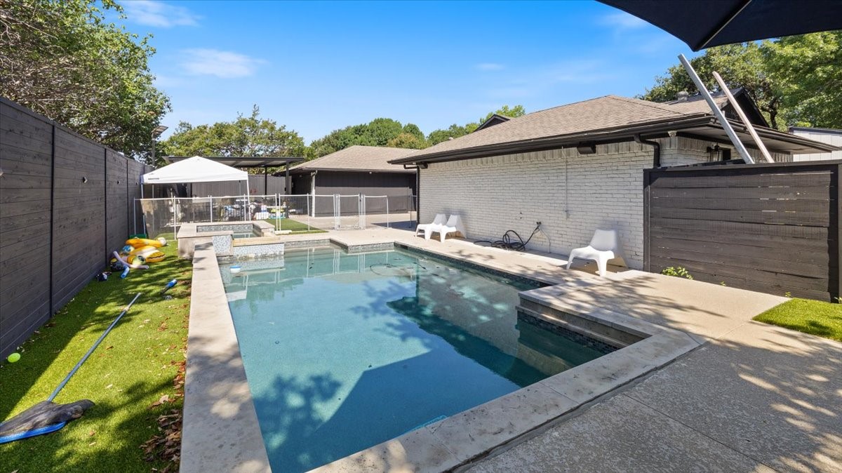7020 Quartermile Dallas TX 75248