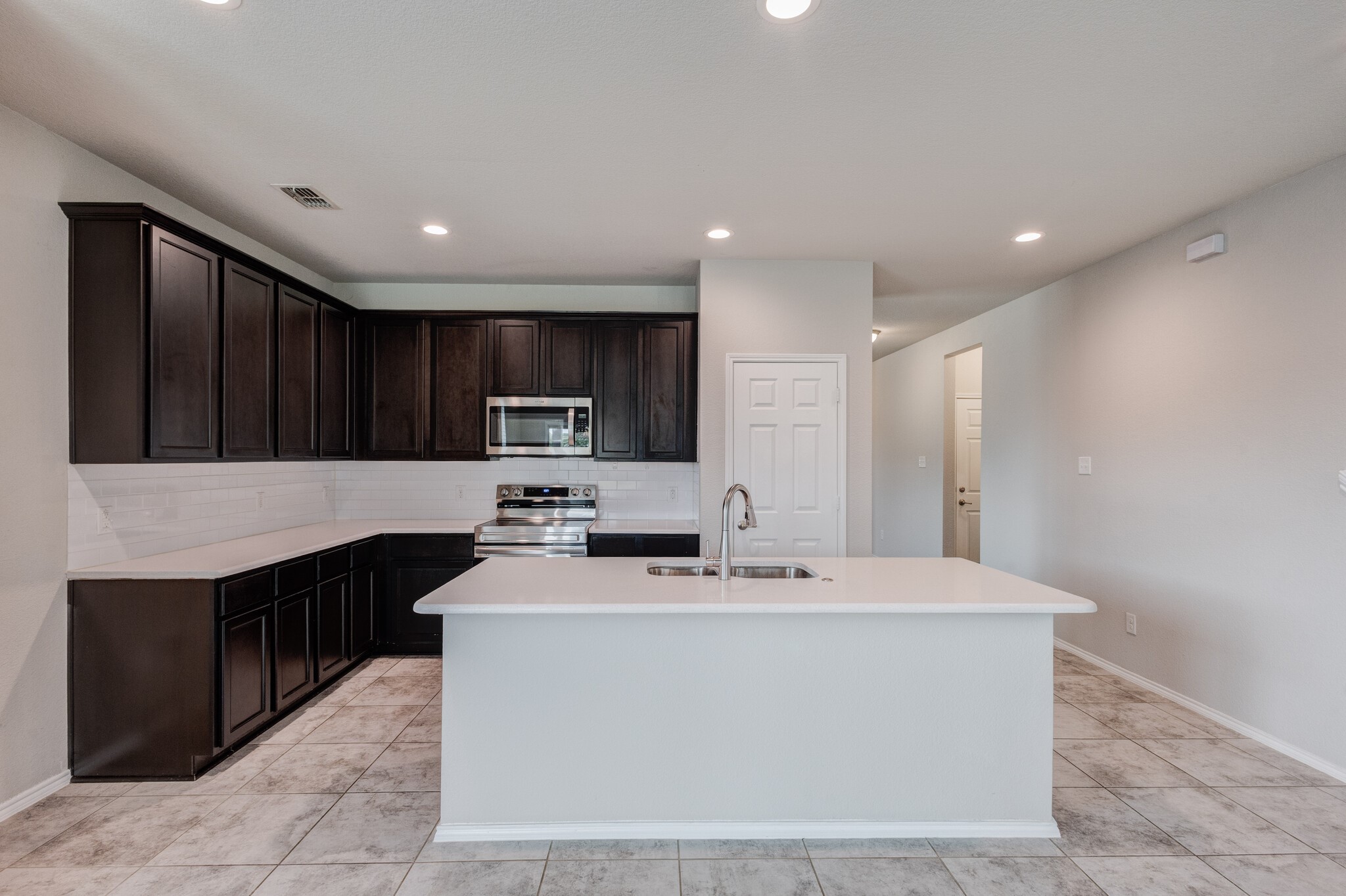 5529 Las Lomas Lane Denton TX 76208