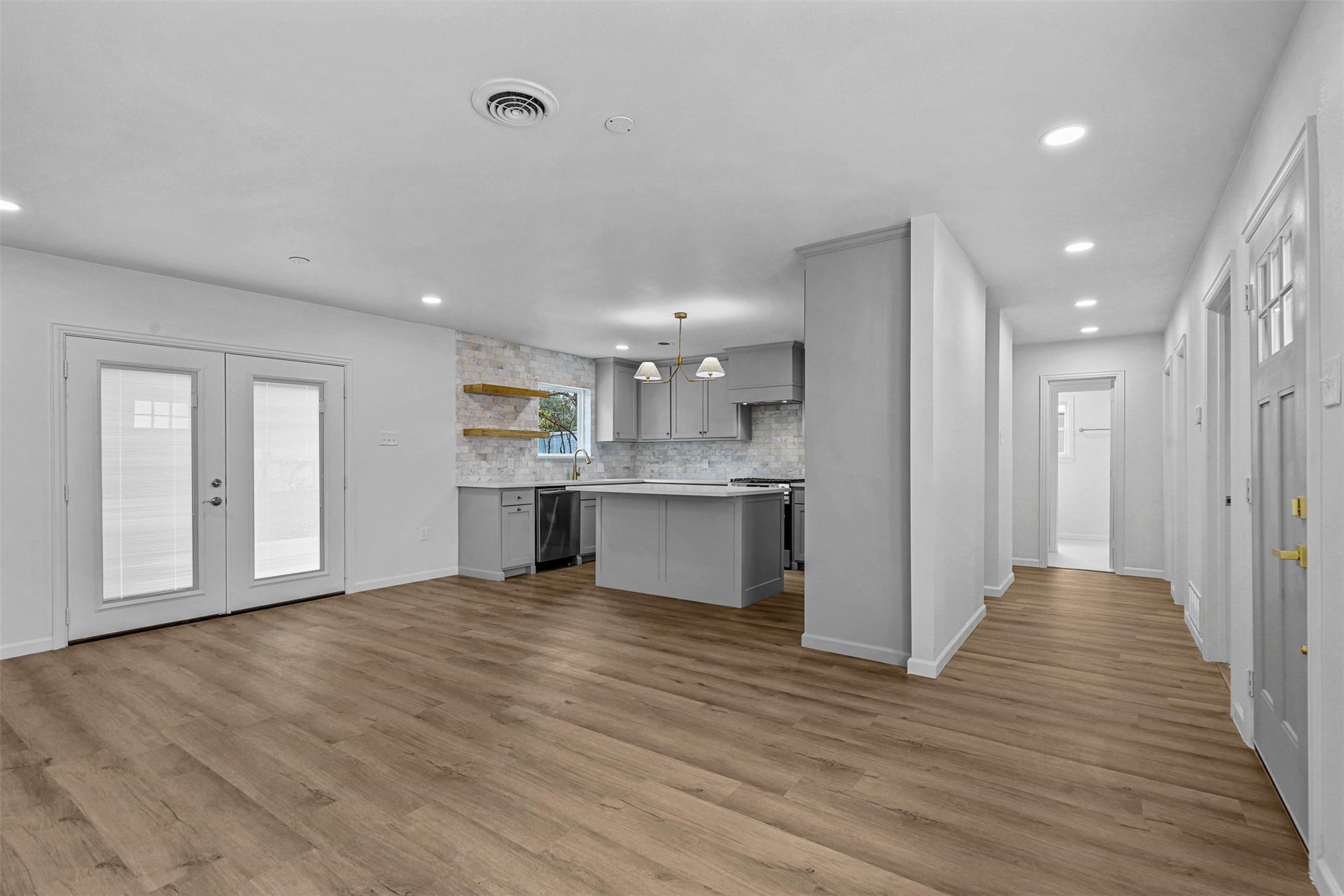 5832 Tracyne Drive Westworth Village TX 76114