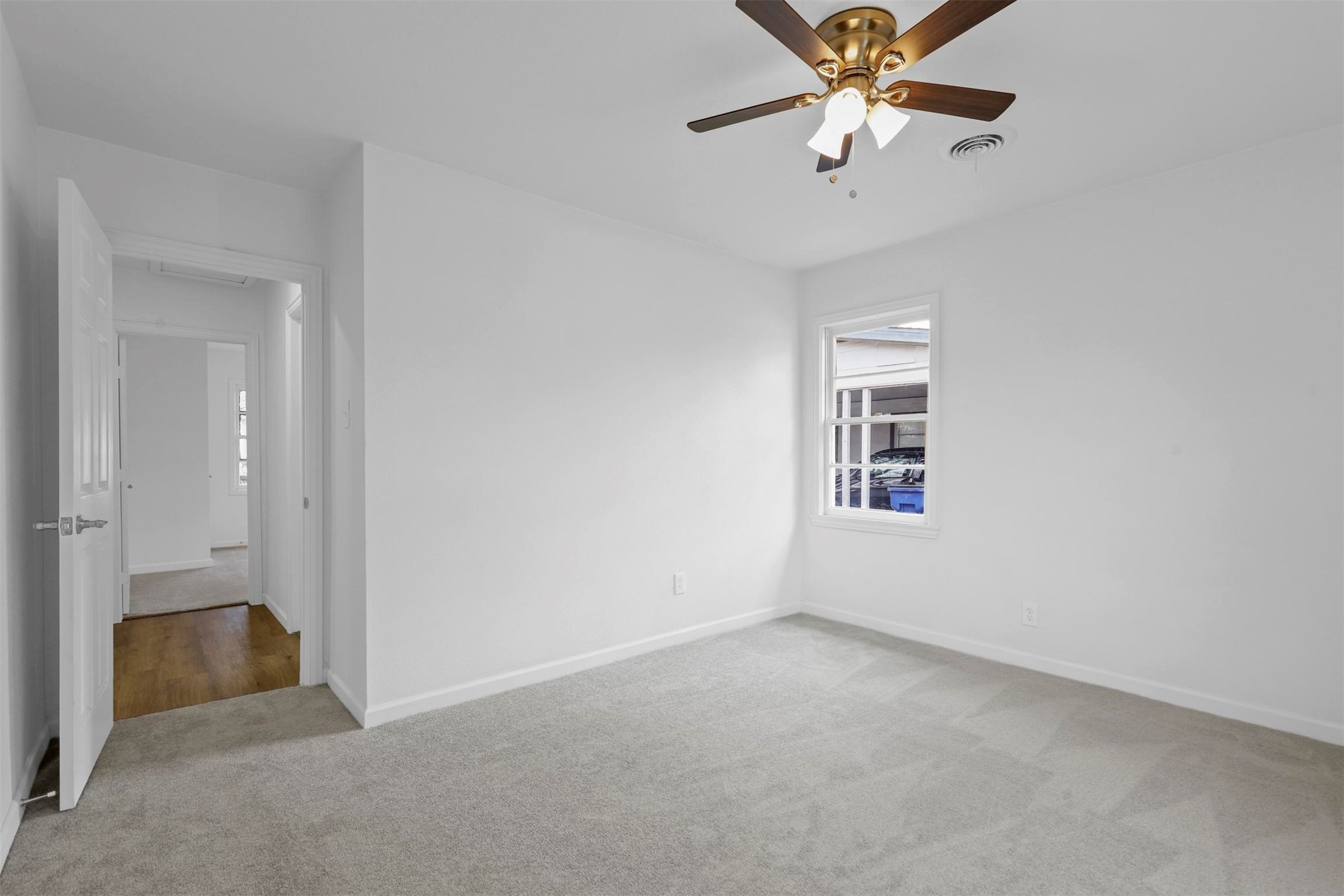 5832 Tracyne Drive Westworth Village TX 76114