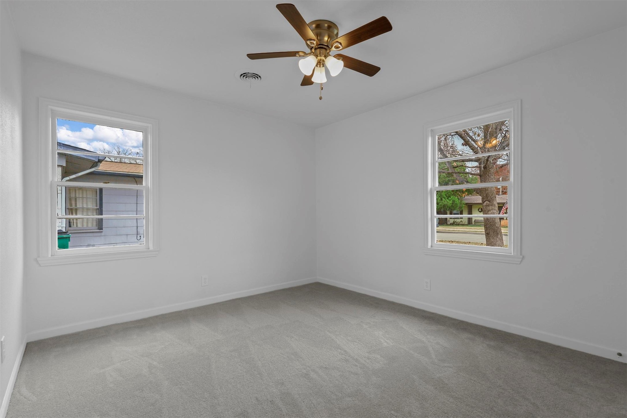 5832 Tracyne Drive Westworth Village TX 76114