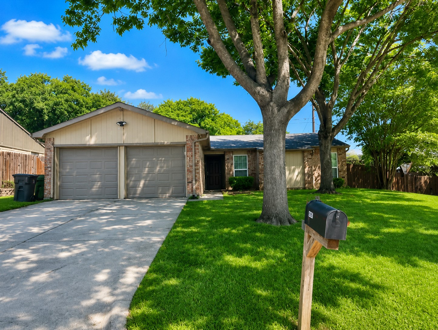 5617 Espanola Drive Arlington TX 76017