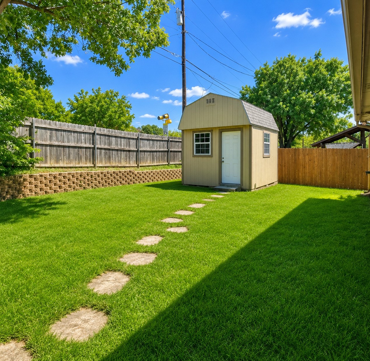 5617 Espanola Drive Arlington TX 76017