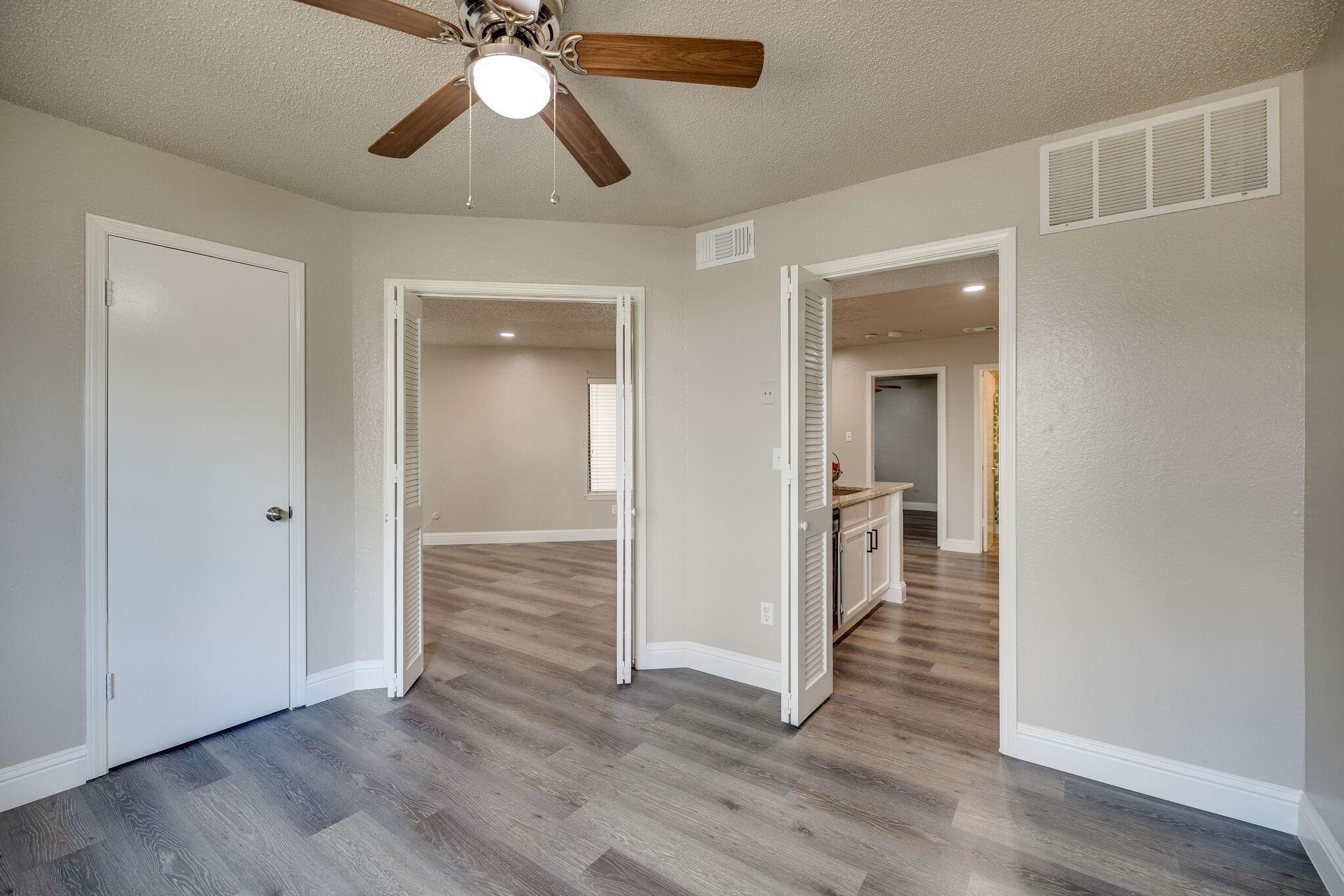 2304 Balsam Drive Arlington TX 76006