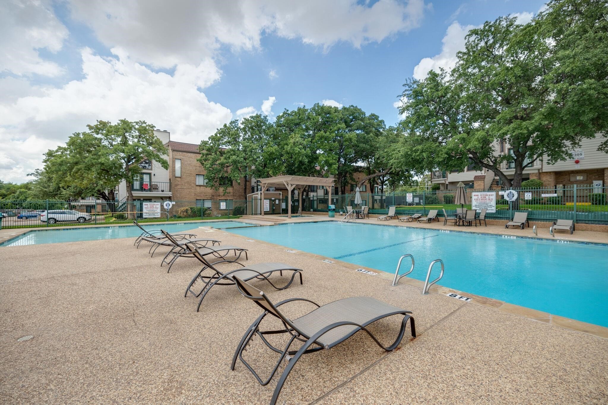 2304 Balsam Drive Arlington TX 76006