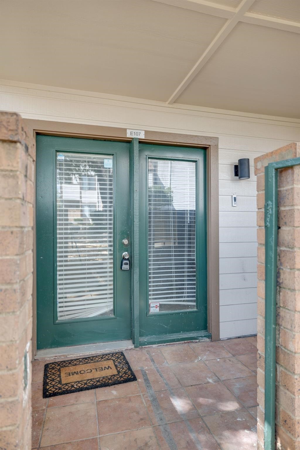 2304 Balsam Drive Arlington TX 76006